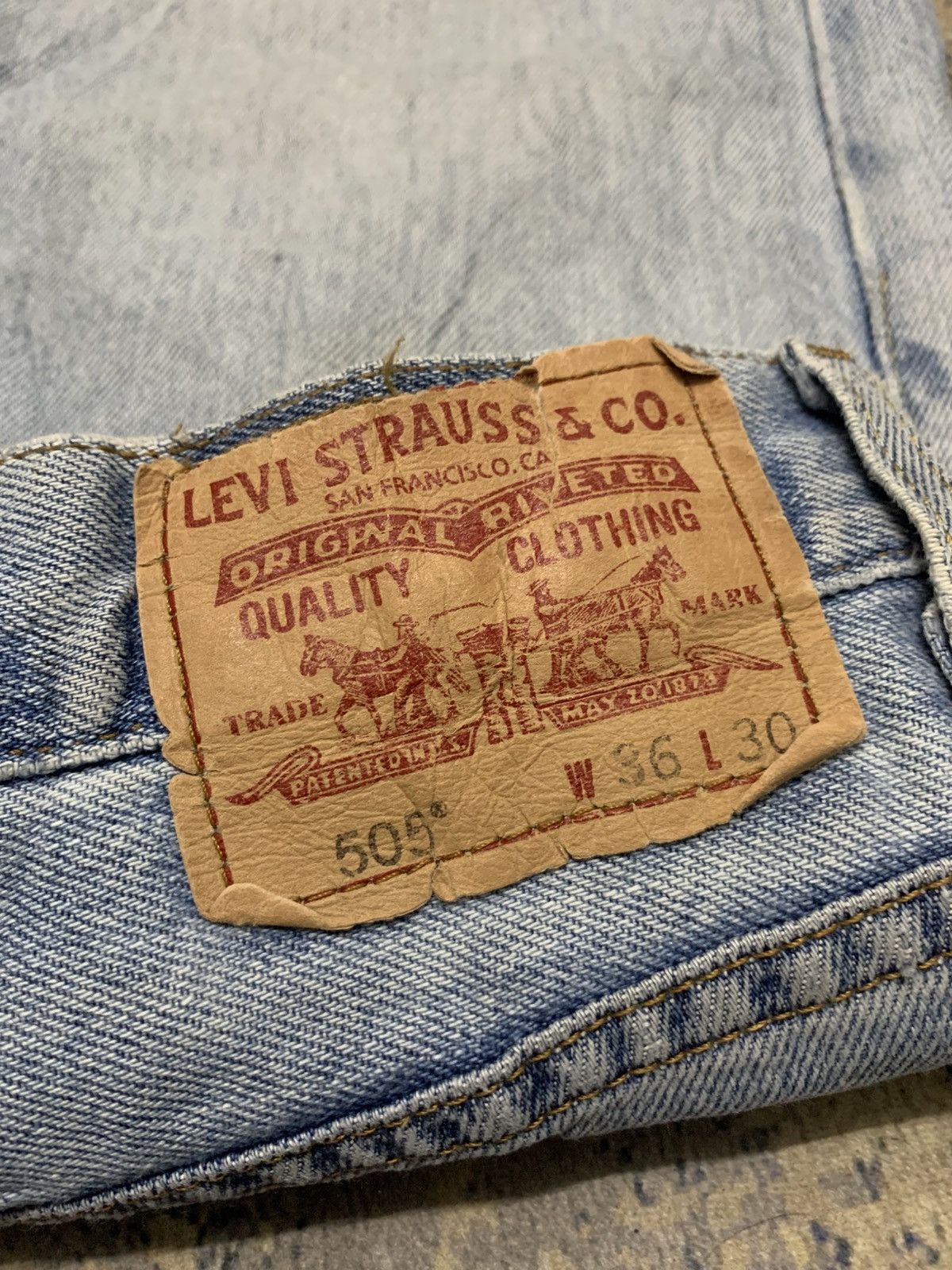 Levi's Vintage 90s Levi's 505 Regular Fit Distressed Denim 36x32.5 Size US 36 / EU 52 - 11 Thumbnail
