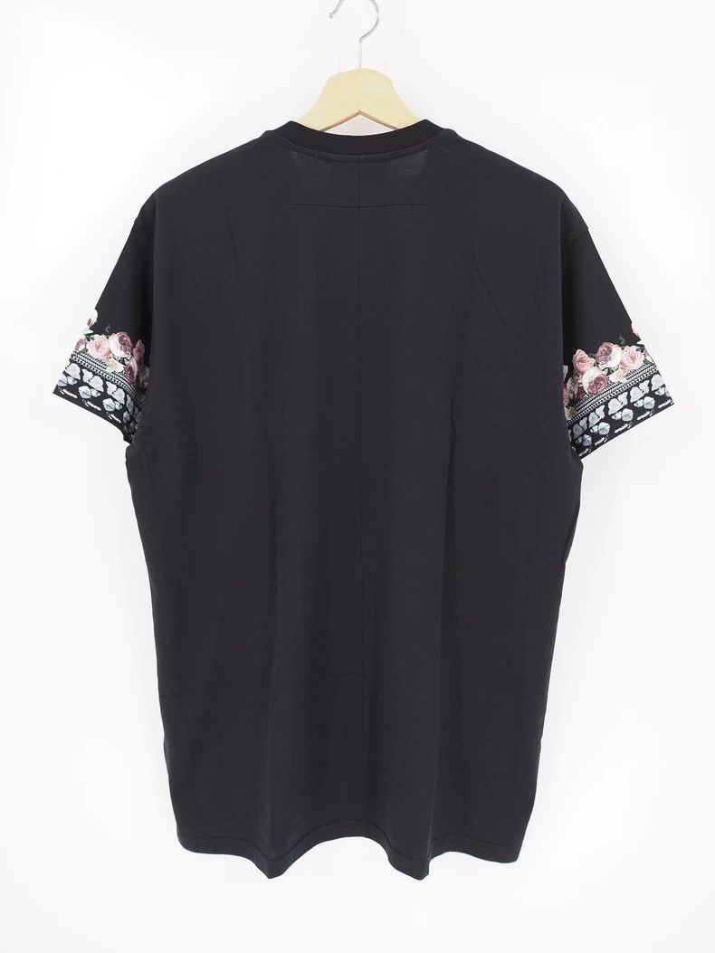 Givenchy Givenchy black floral shark mouth short sleeve Size US XXS / EU 40 - 2 Thumbnail