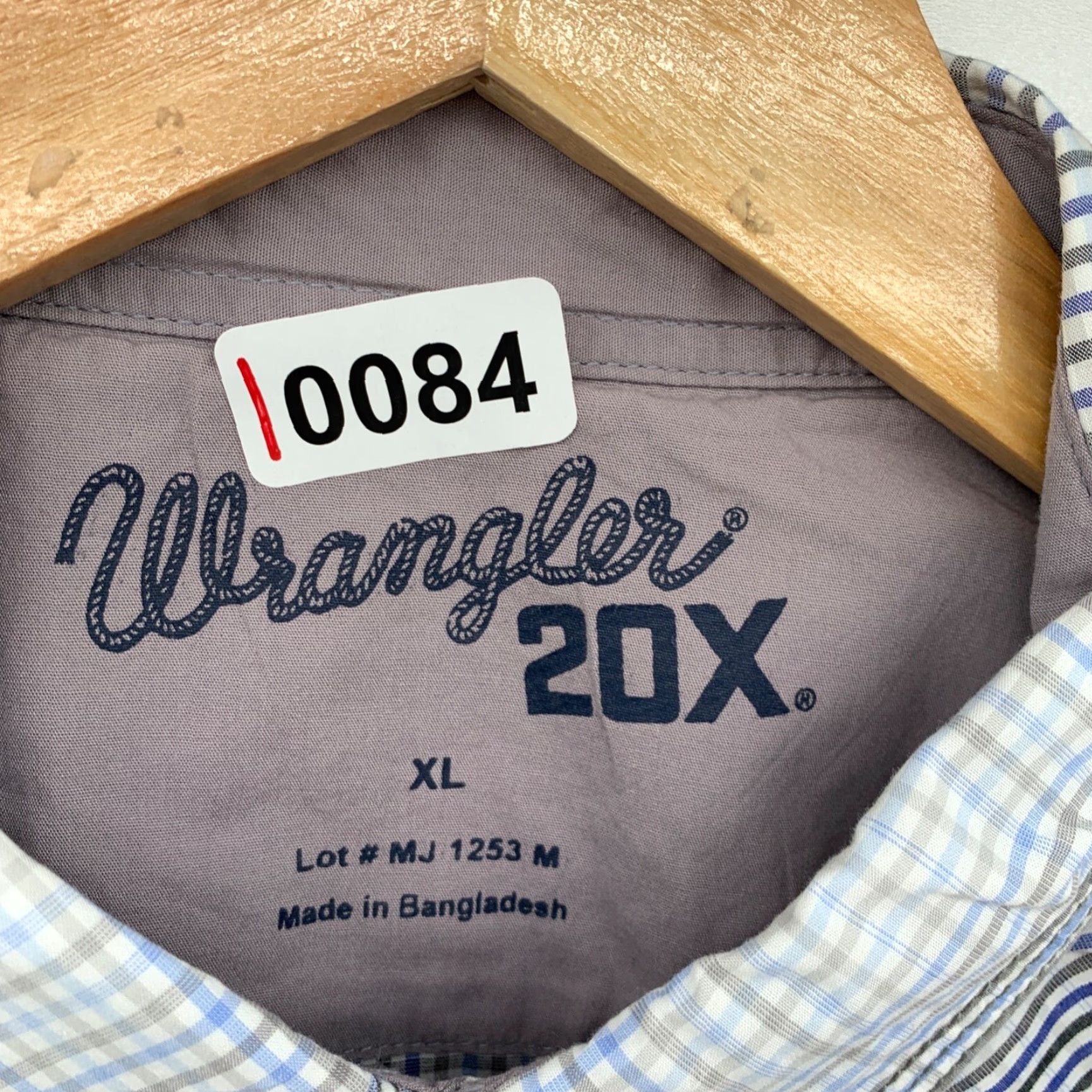 Wrangler Wrangler 20X Button-Down Shirt Western Pearl Snap Mens XL White Blue Plaid Shirt Mens XL Blue Plaid Wrangler 20X Western Pearl Snap Size US XL / EU 56 / 4 - 6 Thumbnail