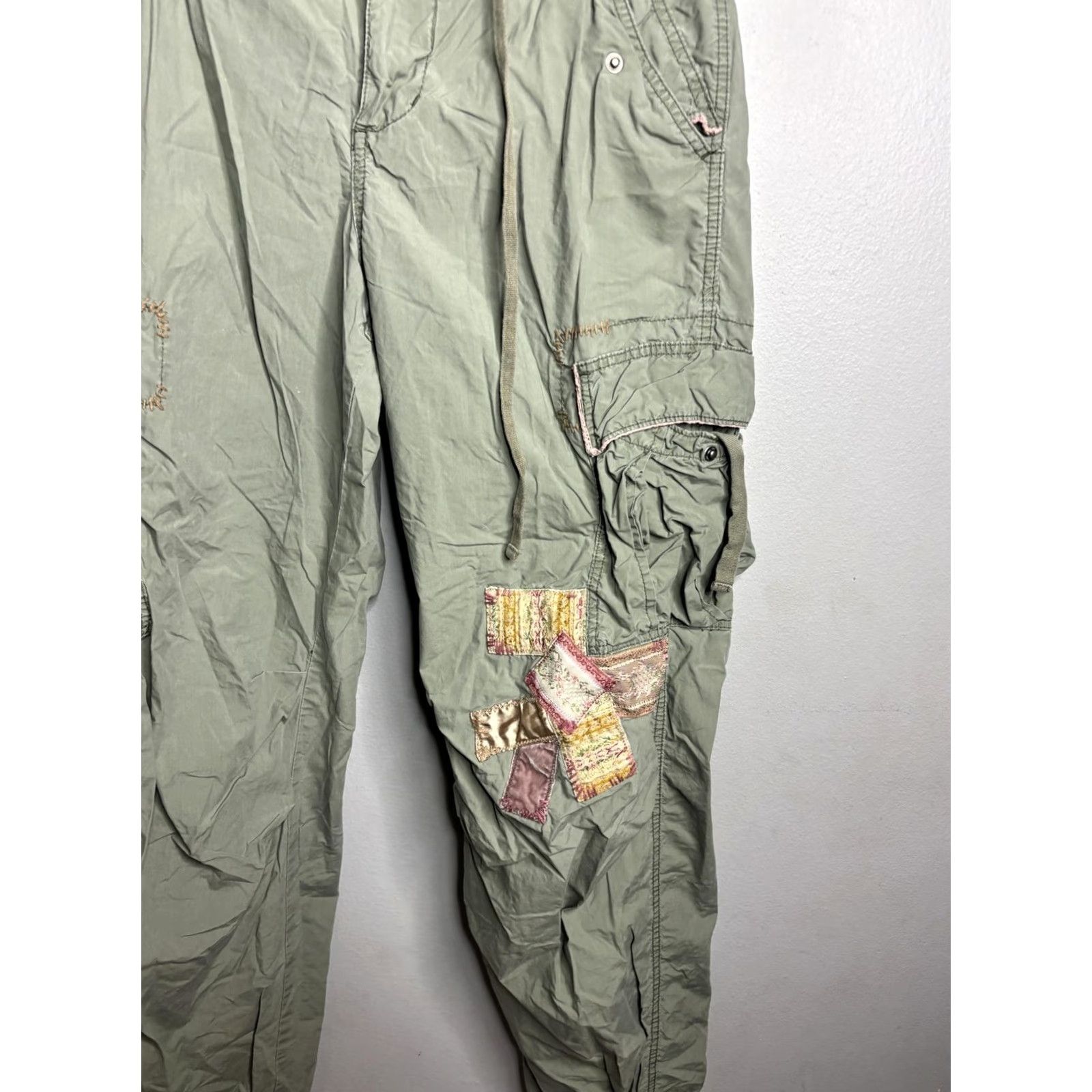 Abercrombie & Fitch Abercrombie & Fitch Cargo Pants Womens 8 Green Patchwork Y2K Hem Utility Size 30" / US 8 / IT 44 - 2 Thumbnail