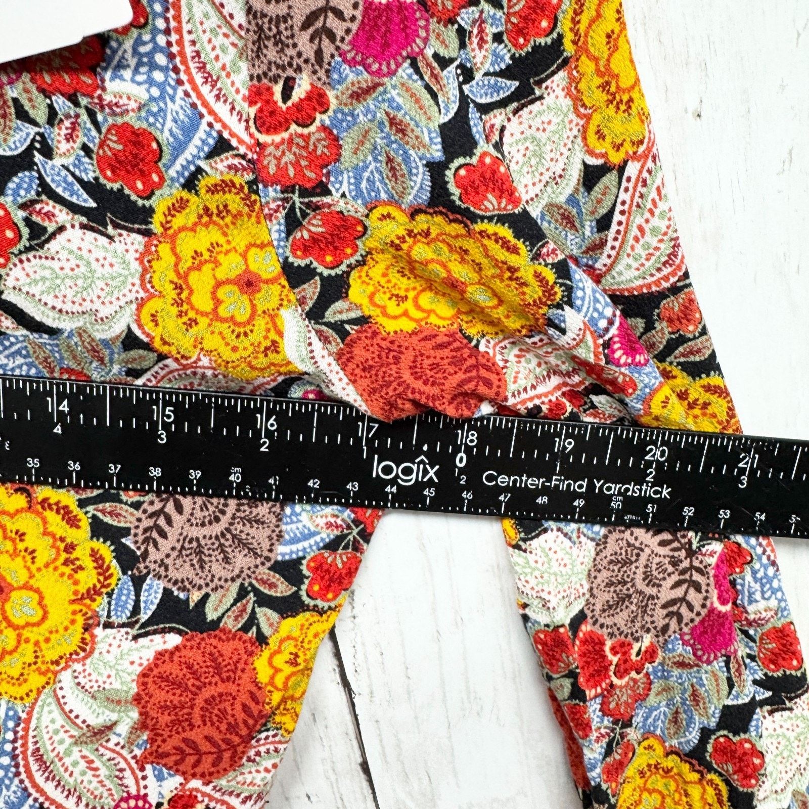 Zara Zara Trafaluc Dress Medium Floral Pleated Long Sleeve Mini Size M / US 6-8 / IT 42-44 - 4 Thumbnail