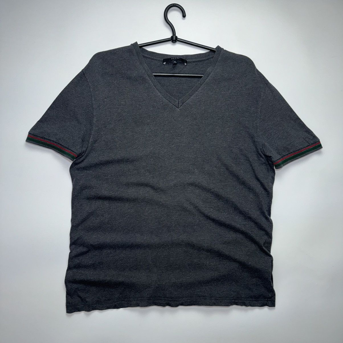 Gucci Vintage Basic Gucci V Neck Tee T Shirt Size US L / EU 52-54 / 3 - 1 Thumbnail