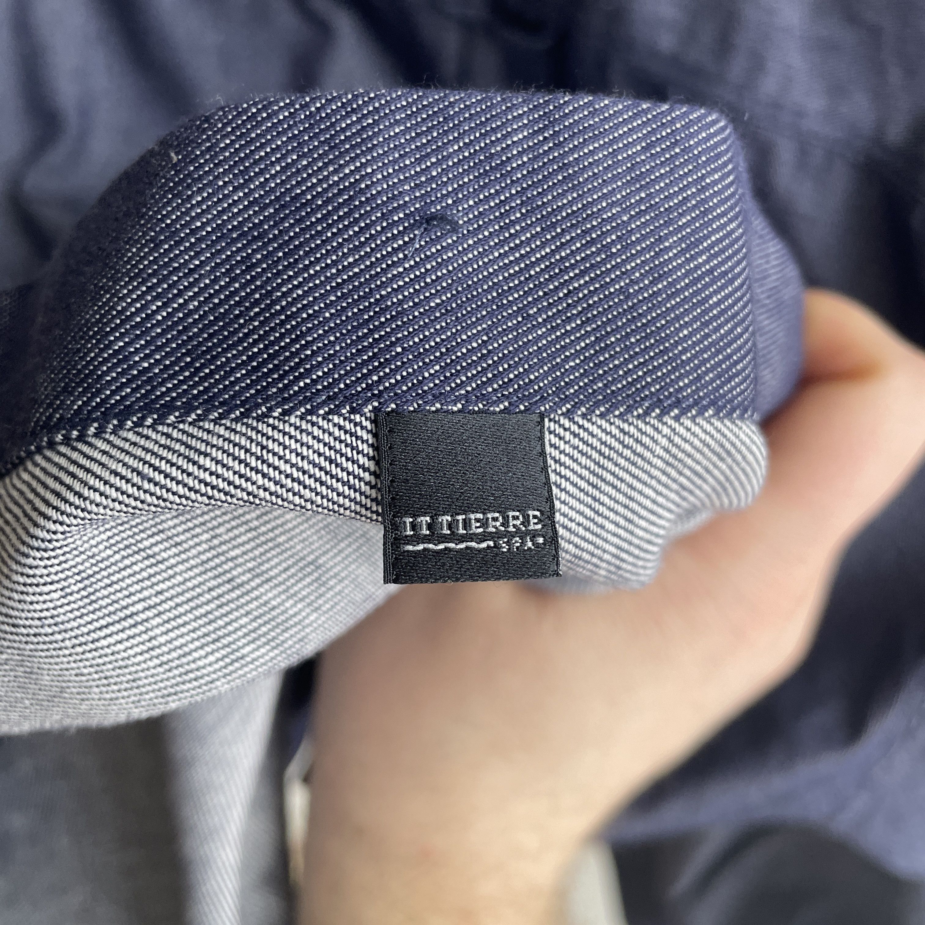 Dolce & Gabbana Dolce & Gabbana Vintage Chambray Shirt Size L Size US L / EU 52-54 / 3 - 10 Thumbnail