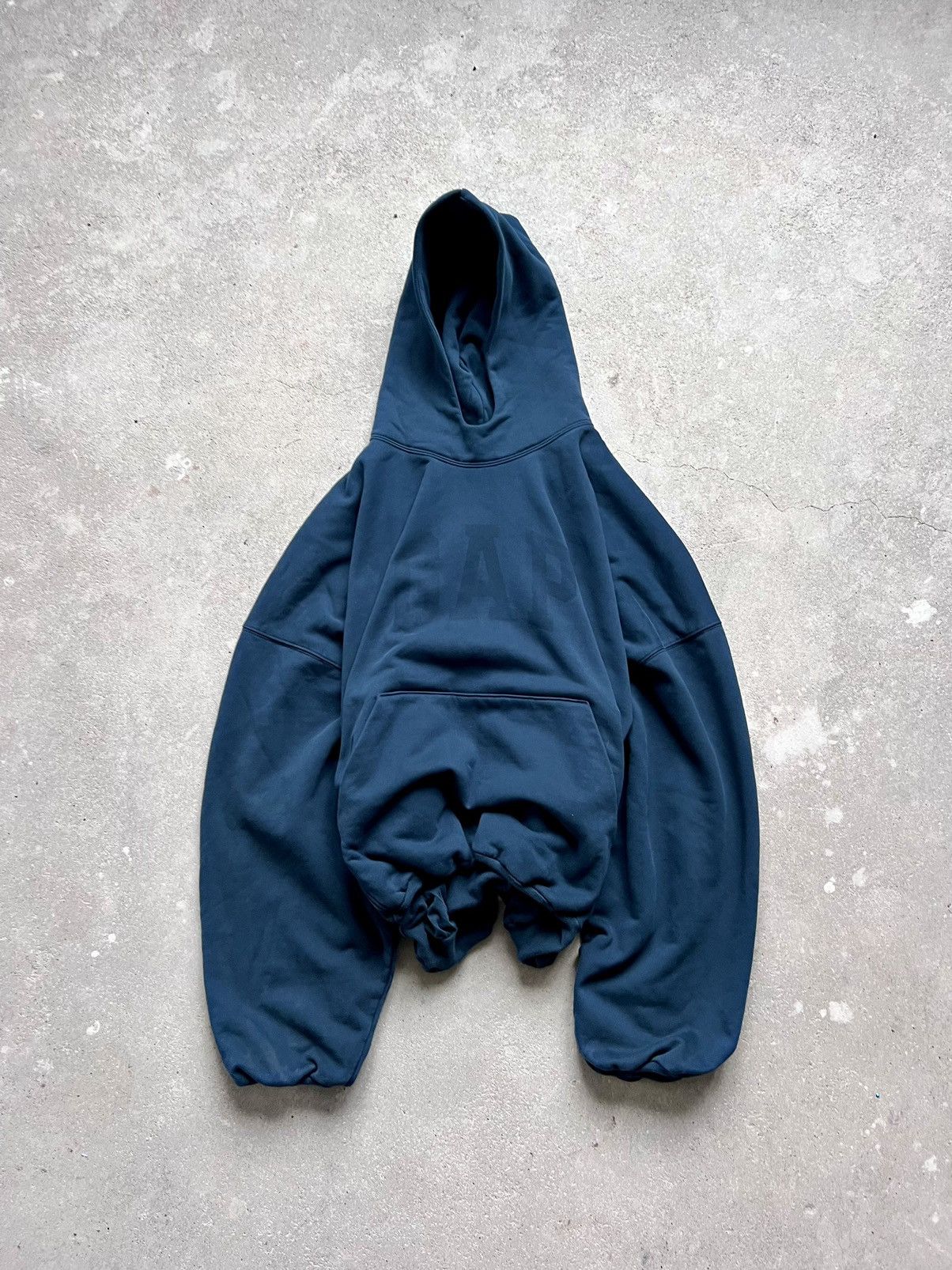 Gap × Kanye West × Yeezy Yeezy Gap Dove Hoodie Dark Blue Size US XL / EU 56 / 4 - 2 Thumbnail