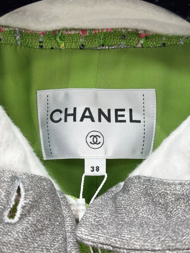 Chanel Chanel Holiday Series Popular Green Tweed Coat Size XS / US 0-2 / IT 36-38 - 4 Thumbnail