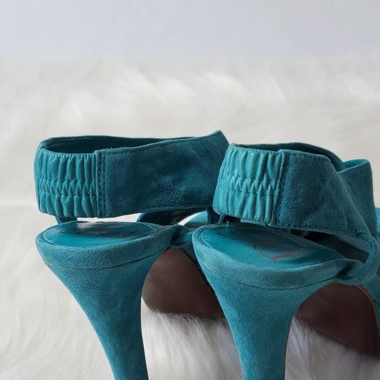 Diane von Furstenberg Diane Von Furstenberg Suede Criss Cross Platform Heels - 6 Size US 6 / IT 36 - 6 Thumbnail