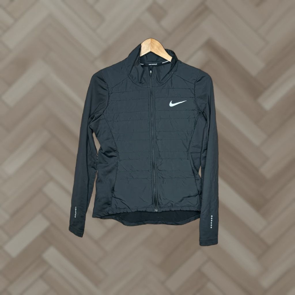 Nike Nike Sportswear Essential Running Jacket Women Medium Black 855159 010 Size M / US 6-8 / IT 42-44 - 1 Thumbnail