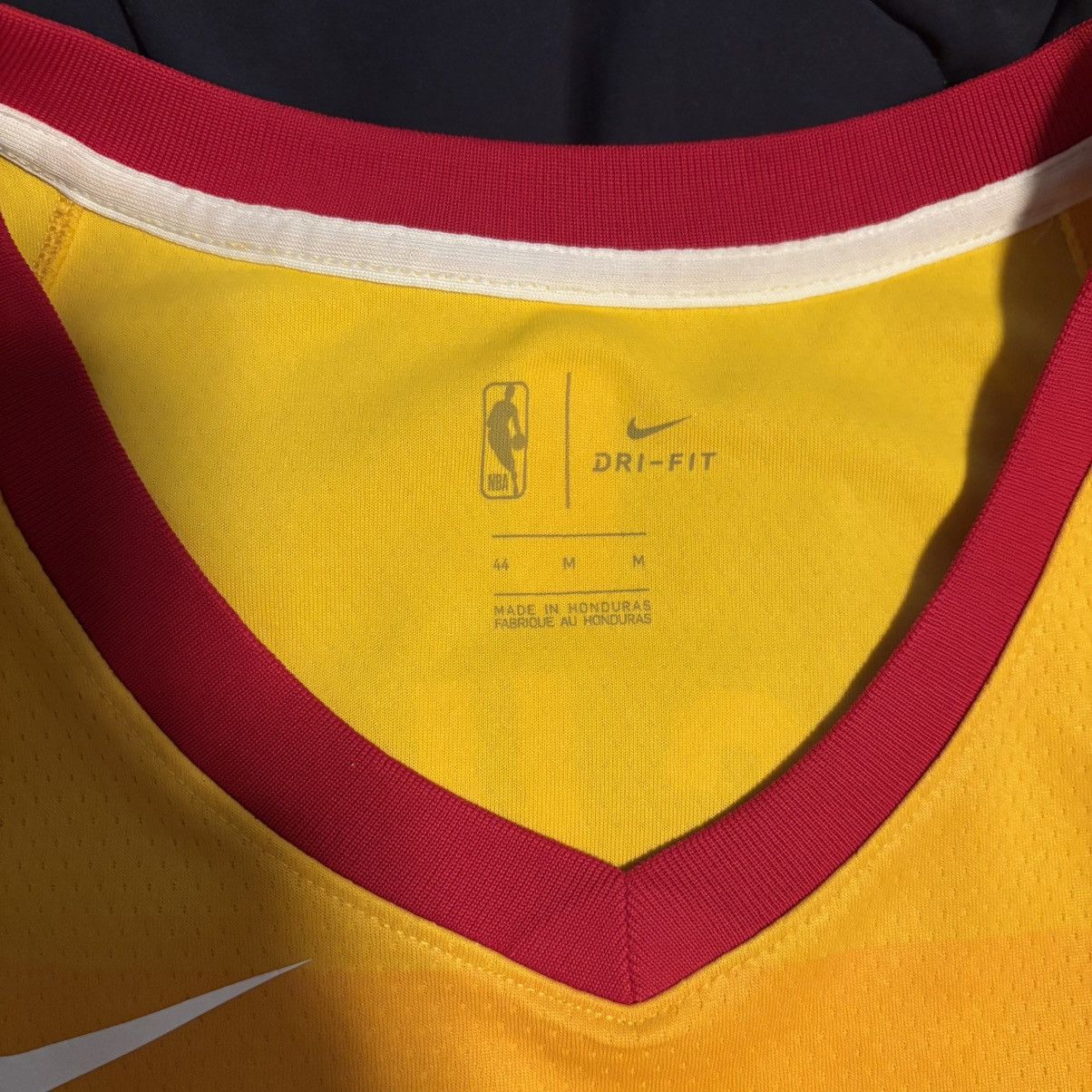 Nike Utah Jazz Donovan Mitchell sunset jersey Size US M / EU 48-50 / 2 - 4 Thumbnail