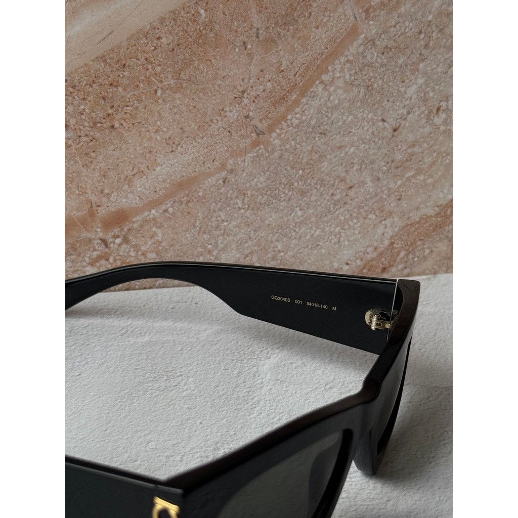 Gucci NEW Gucci GG2040S Black Cat Eye Logo Sunglasses $515 Size ONE SIZE - 6 Thumbnail