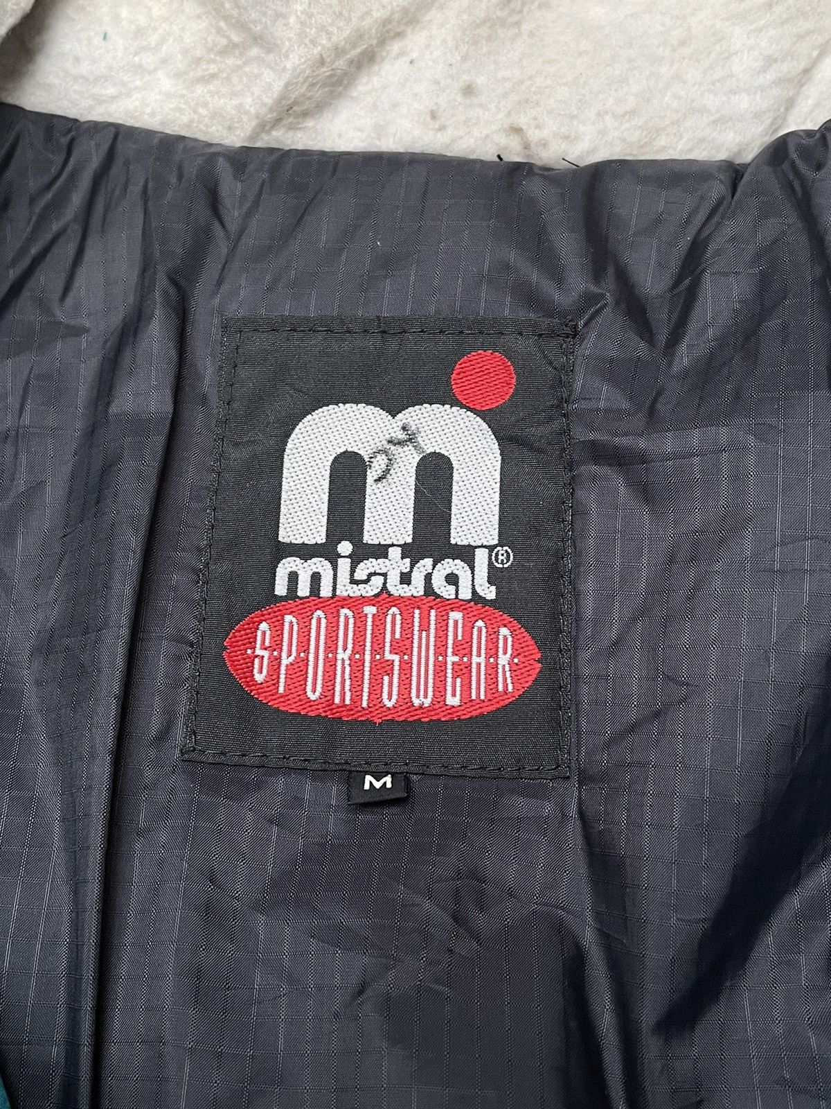 Vintage Vintage Brand Mistral Ski Jacket 1990s Size US L / EU 52-54 / 3 - 10 Thumbnail