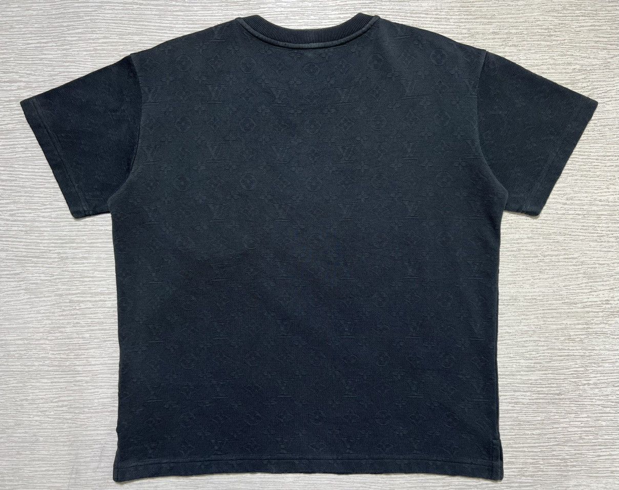 Louis Vuitton Louis Vuitton - 3D Pocket Monogram T-Shirt Size US XS / EU 42 / 0 - 2 Thumbnail