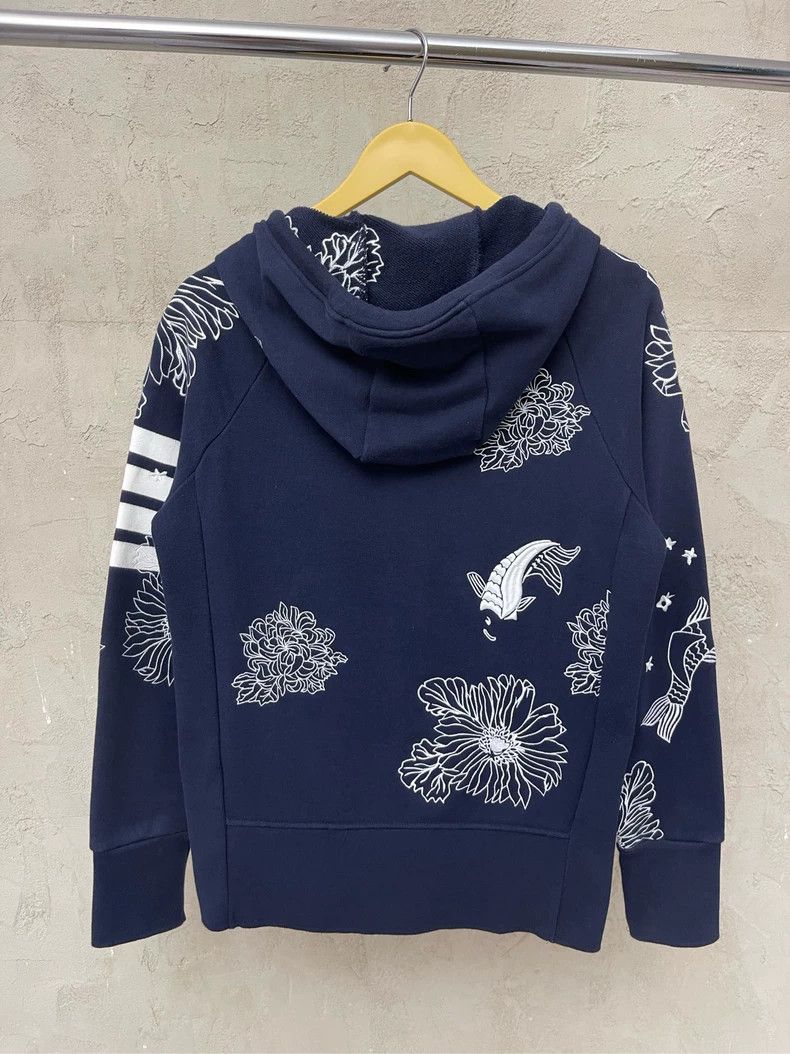 Thom Browne Thom browne Navy blue heavy industry embroidered floral car Size US S / EU 44-46 / 1 - 3 Thumbnail