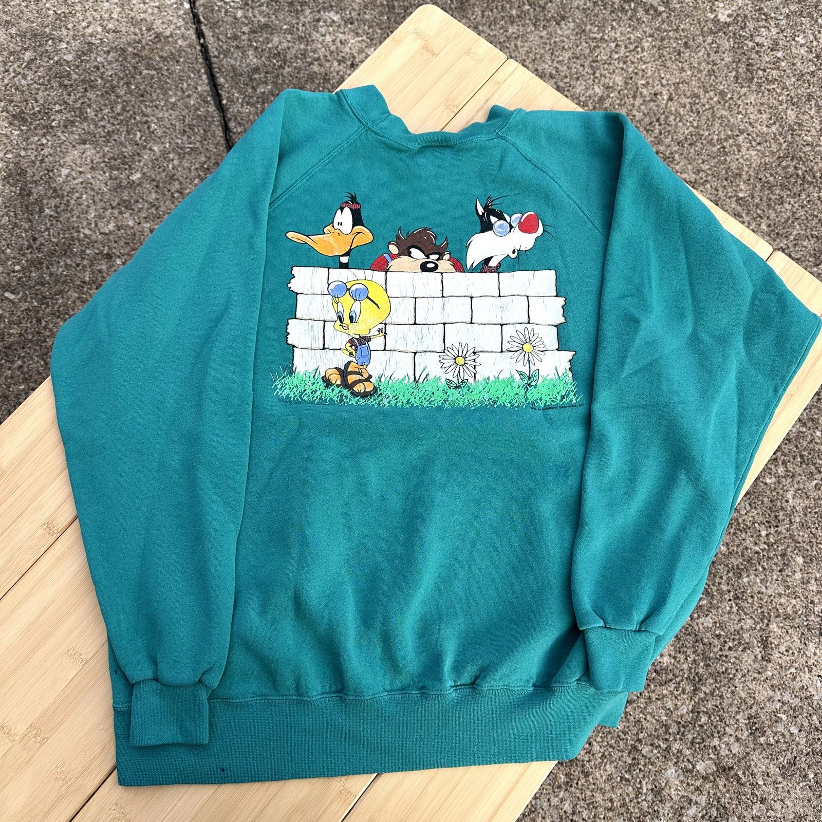 Acme Clothing × Japanese Brand Vintage Looney Tunes Sweatshirt SIze 3XL Taz Tweety Daffy Size US XXL / EU 58 / 5 - 1 Thumbnail
