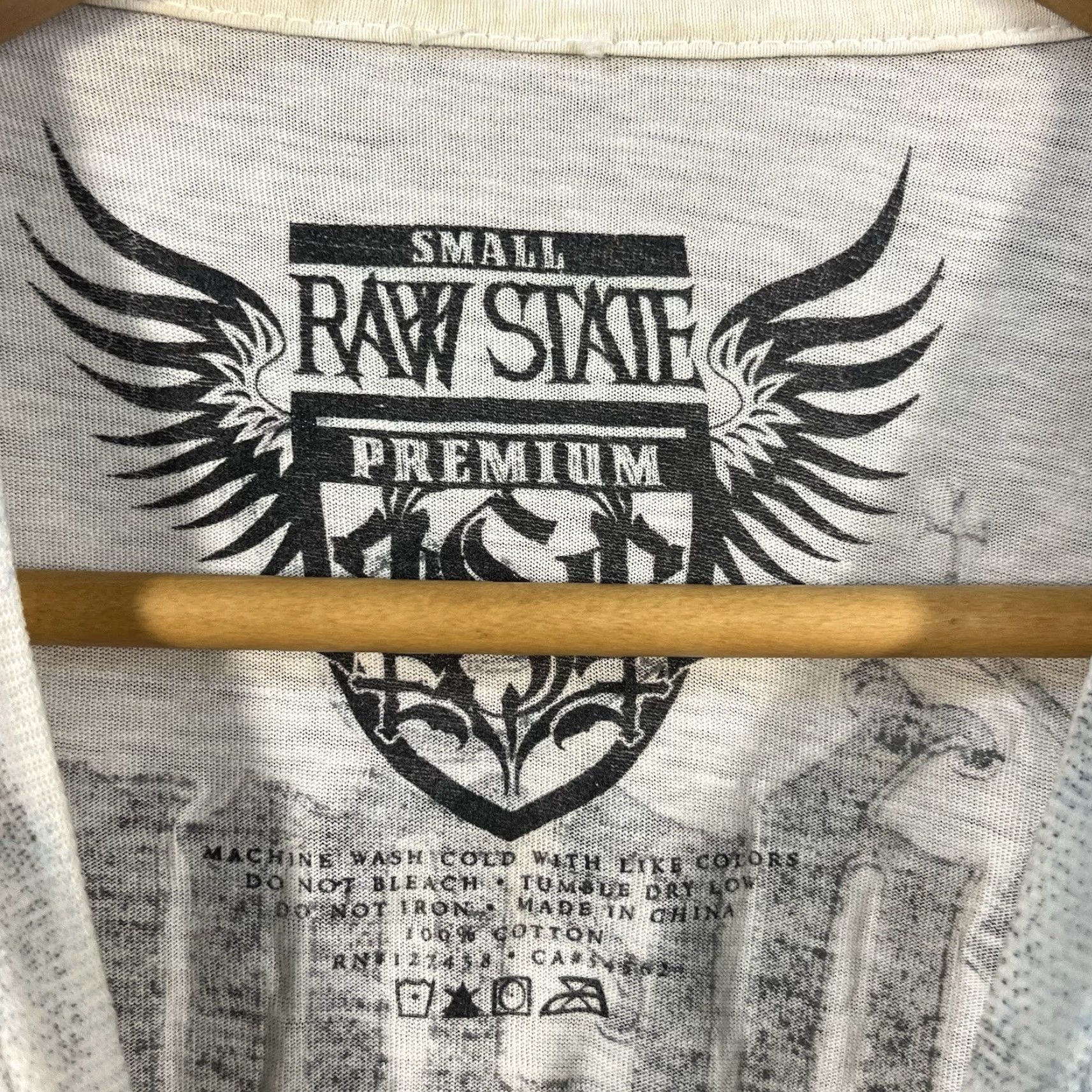 Vintage VINTAGE Raw State Redemption Shirt Men S Blue Wings Skull Graphic Print Crew Neck Short Sleeve Modern Retro USA Skull Logo Size US S / EU 44-46 / 1 - 4 Thumbnail