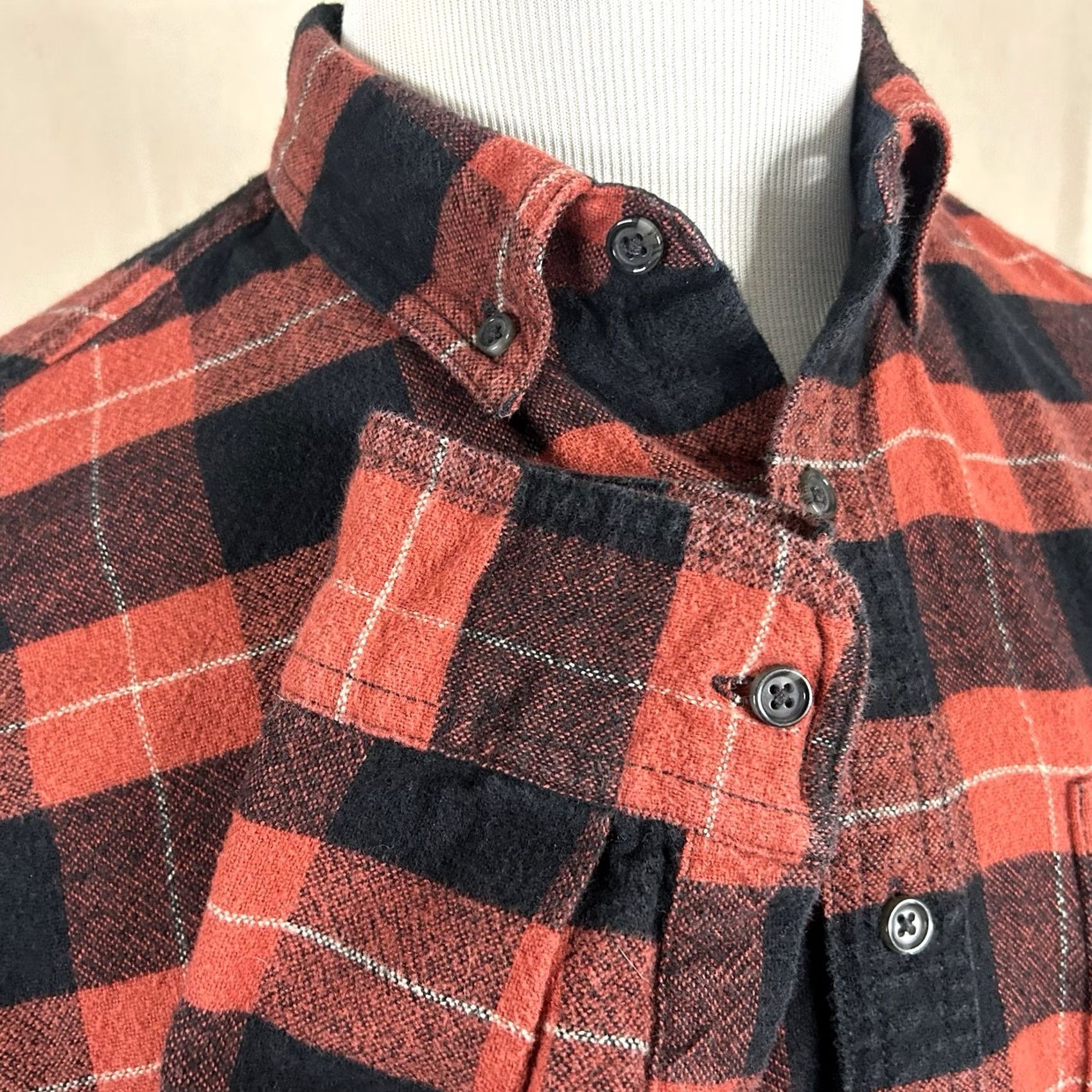 J.Crew J.CREW Shirt Buffalo Plaid Flannel Red Black Cotton Elbow Patches Button-Front Button-Up M Men's Shirt Size US M / EU 48-50 / 2 - 3 Thumbnail
