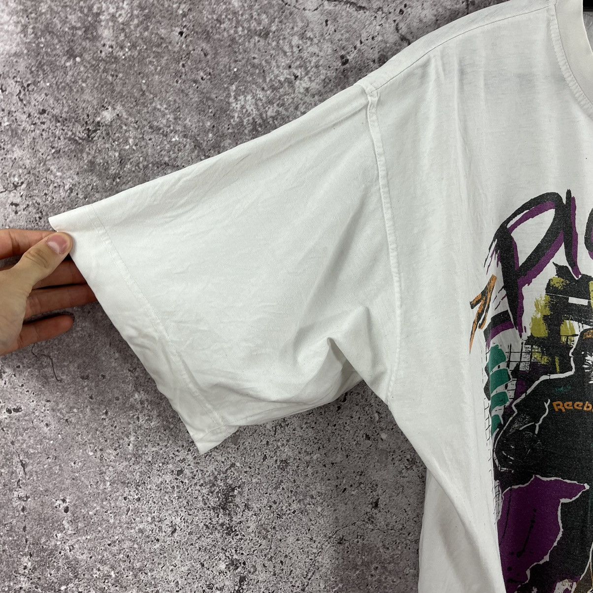 Reebok Vintage Reebok Tee Play Y2K Big Logo White Size XL Size US XL / EU 56 / 4 - 5 Thumbnail