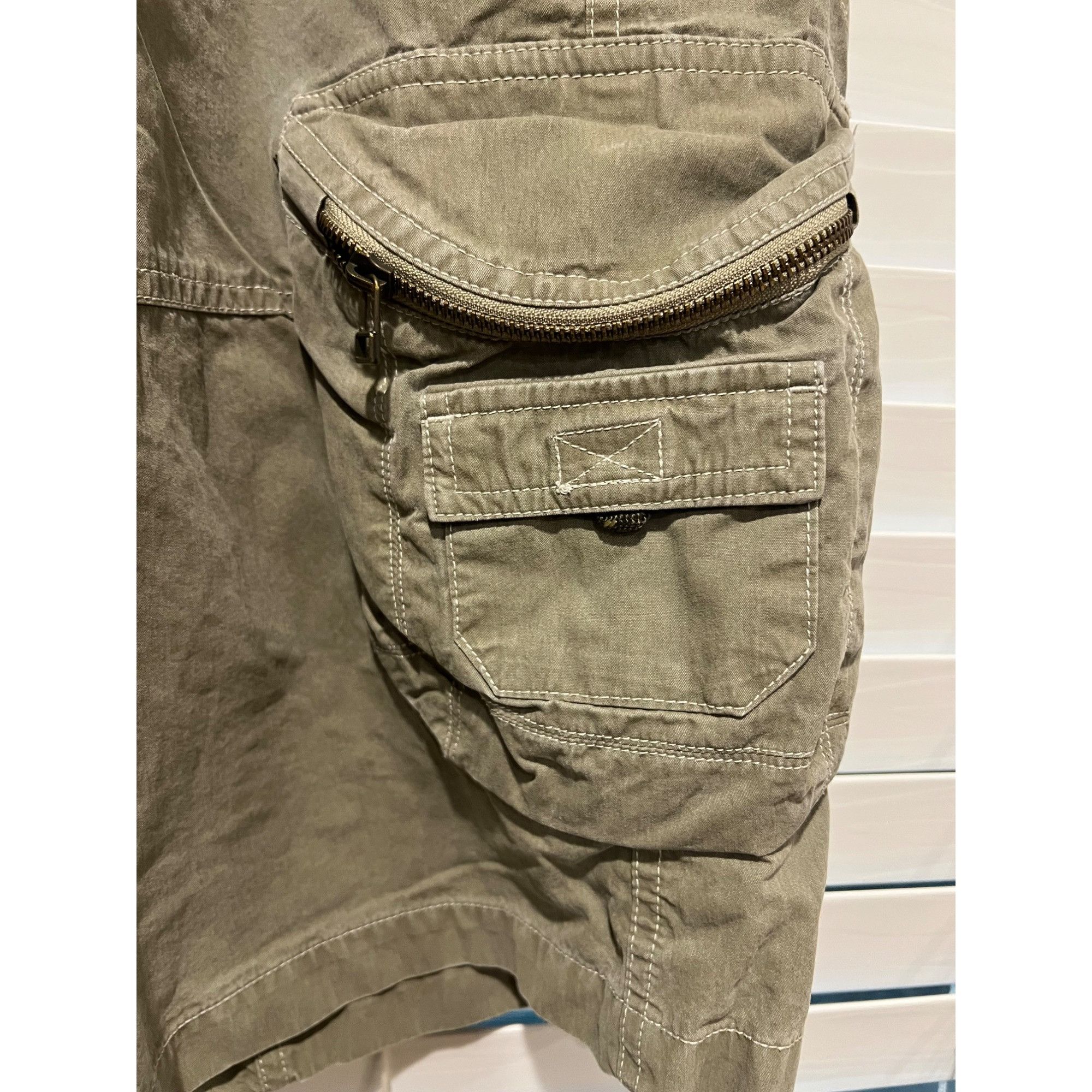 Kuhl Kuhl Crag Series Cargo Mens Shorts - Size 36 Size US 36 / EU 52 - 2 Thumbnail