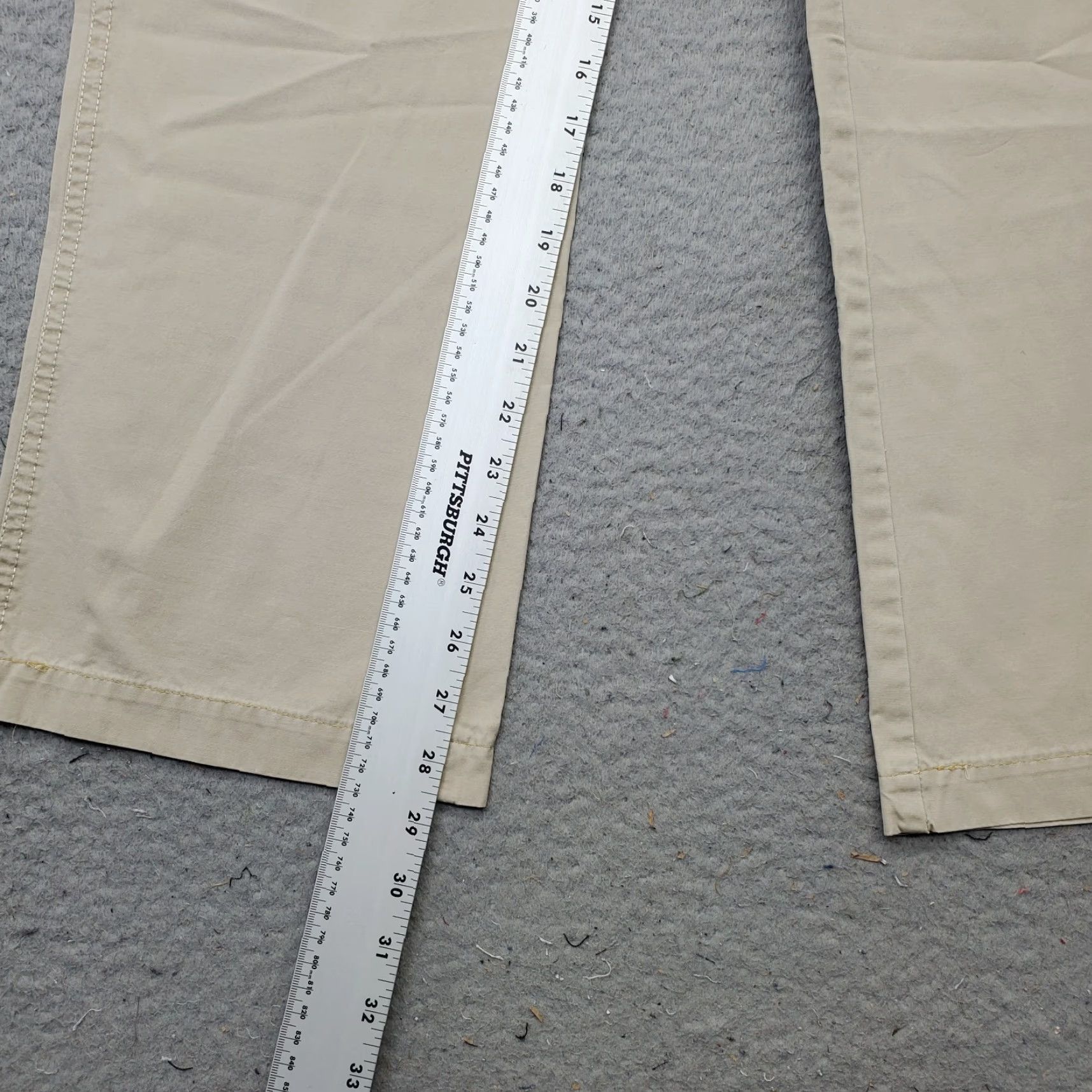 Tommy Hilfiger Tommy Hilfiger Workwear Pants Womens 10 Tan Classic Straight LegSize 10 Womens Tan Pants Size 32" / US 10 / IT 46 - 7 Thumbnail