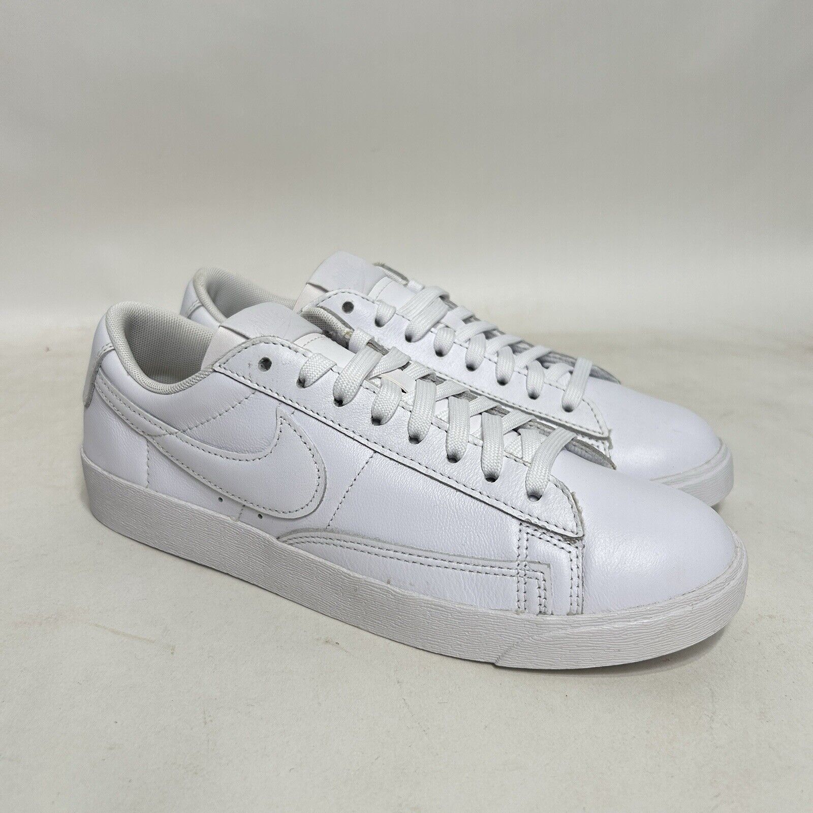Nike Nike Shoes Blazer Low LE WMNS “Triple White” 2024 Size US 9 / IT 39 - 1 Thumbnail