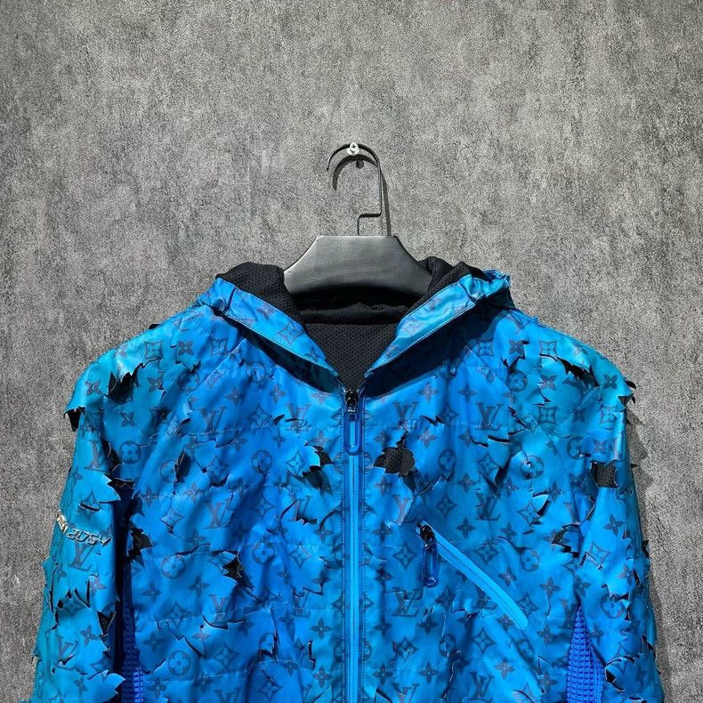 Louis Vuitton Louis Vuitton 2054 Temperature-Sensitive Blade Jacket 2501- Size US M / EU 48-50 / 2 - 7 Thumbnail