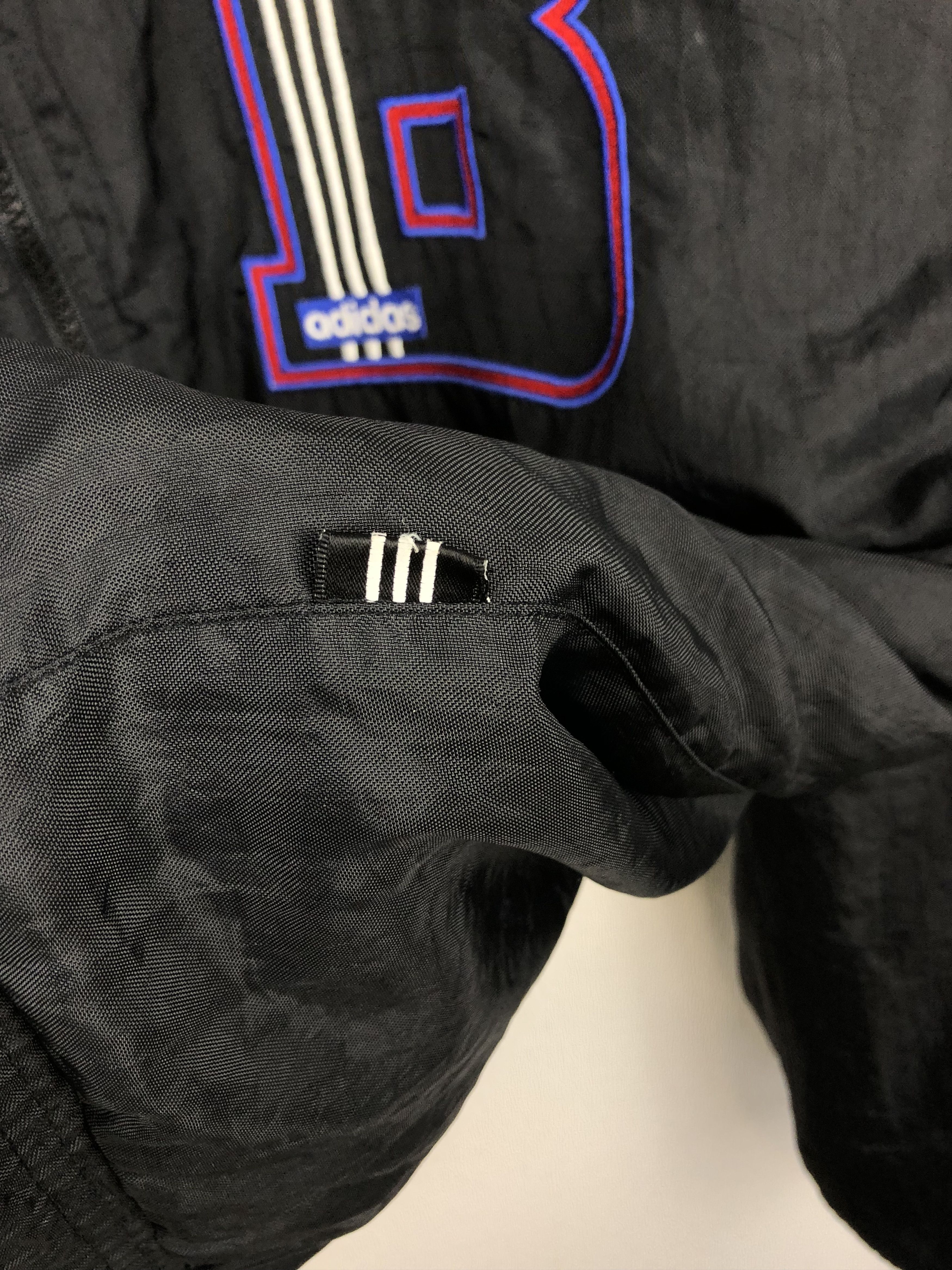 Adidas Vintage Adidas Bayer Munich Jacket Soccer Windbreaker Size US M / EU 48-50 / 2 - 7 Thumbnail