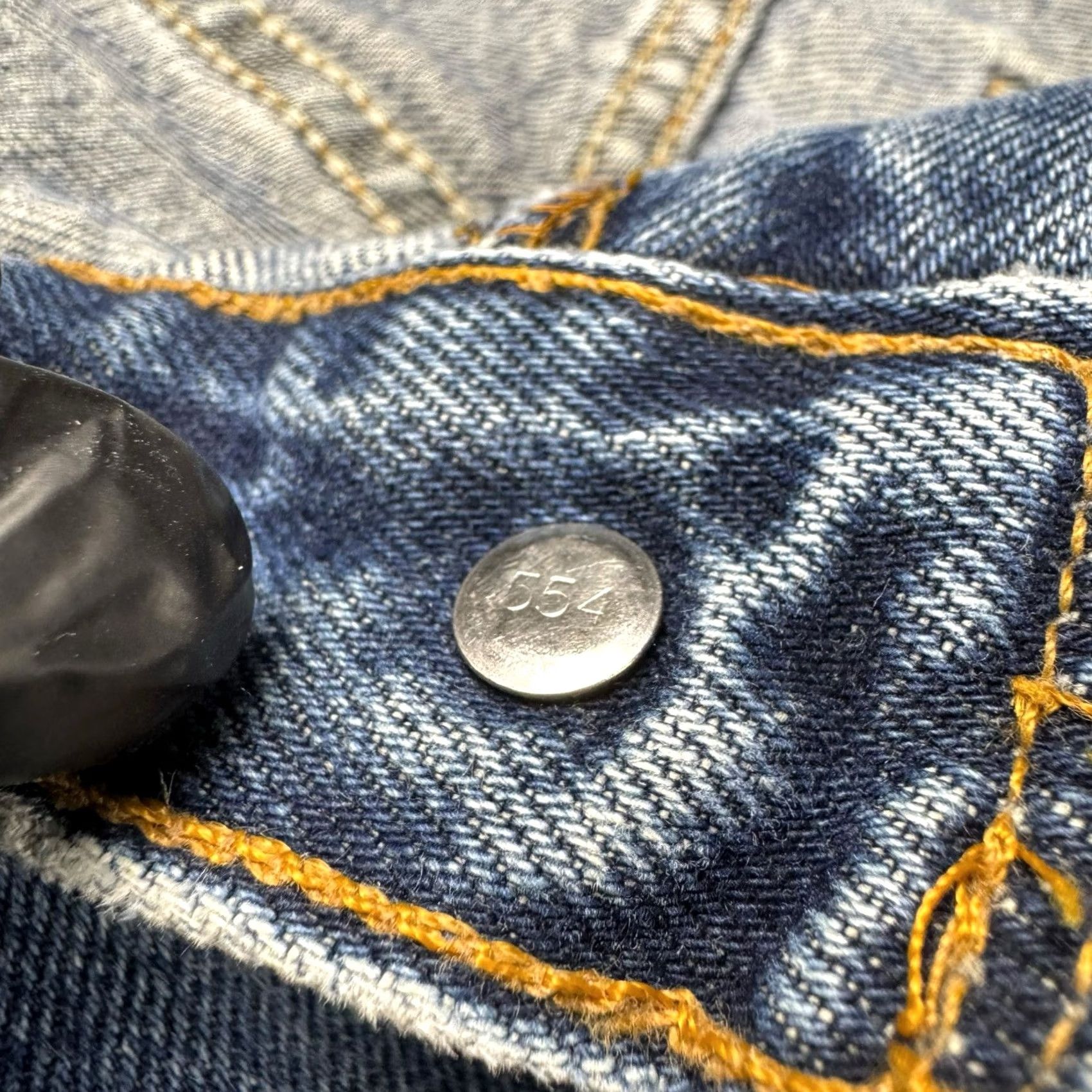 Levi's VINTAGE Levi's 550 Jeans 34x30 Relaxed Pleated Denim 90s USA Mens Pants Regular Inseam 30" Blue High Quality Pattern: Solid Size US 34 / EU 50 - 5 Thumbnail