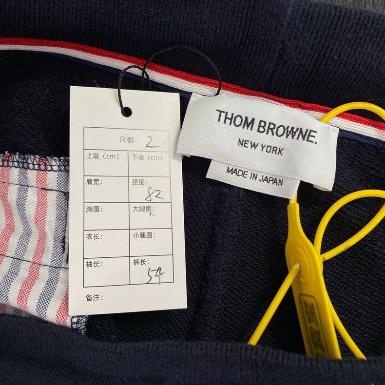 Thom Browne Thom Browne Size 2 Dark blue four-striped shorts 2503-Nex Size US 29 - 4 Thumbnail