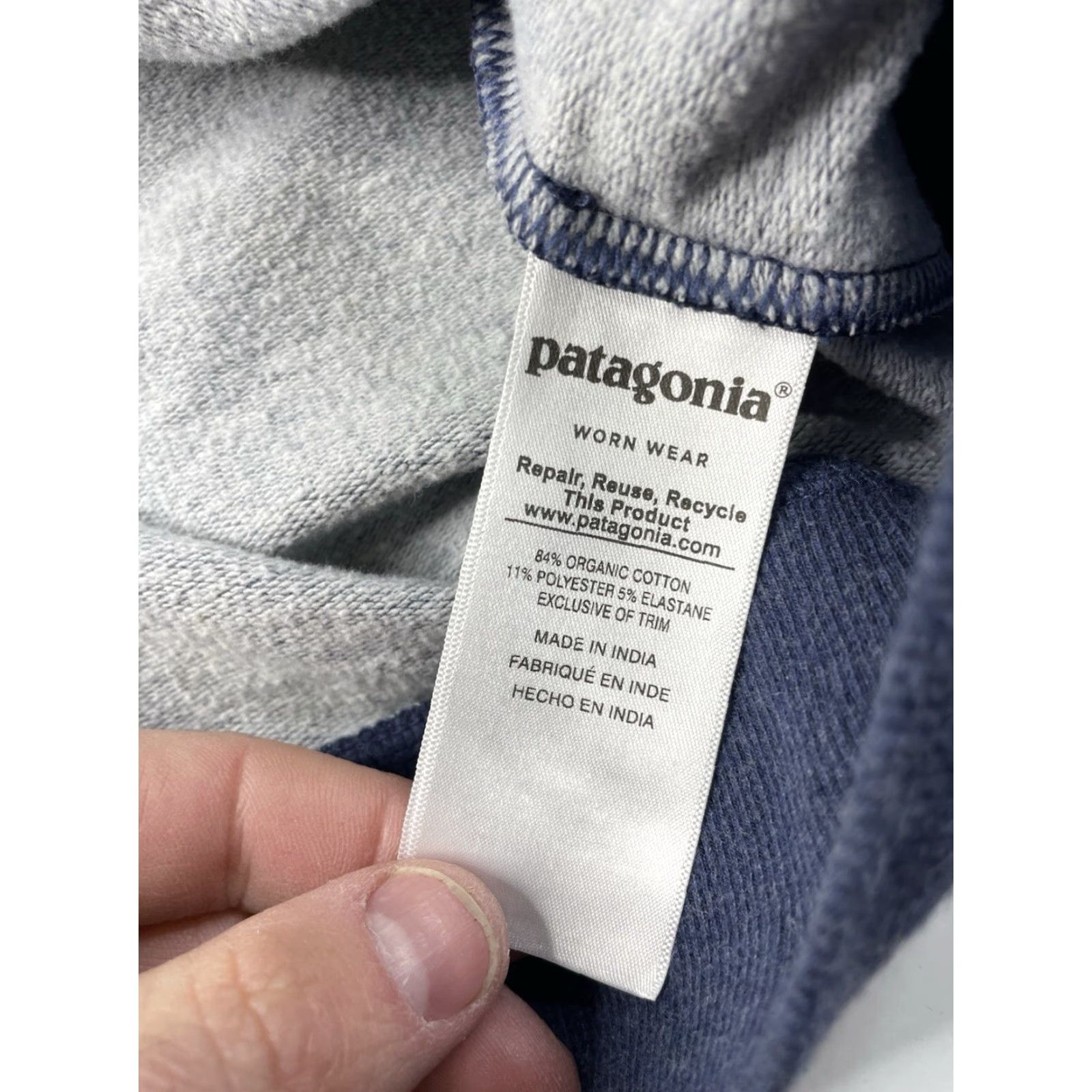 Patagonia Patagonia Sweatshirt Hoodie Bear Logo Womens Medium Blue Organic Cotton Knit Pullover Graphic Print Hooded Pockets Activewear Size M / US 6-8 / IT 42-44 - 6 Thumbnail