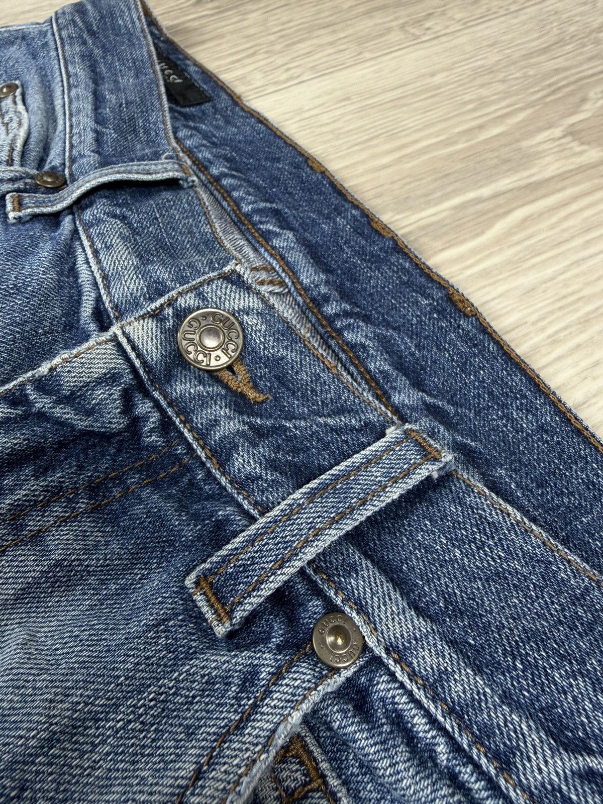 Gucci Vintage Gucci Women Distressed Denim Jeans Size 32" / US 10 / IT 46 - 7 Thumbnail