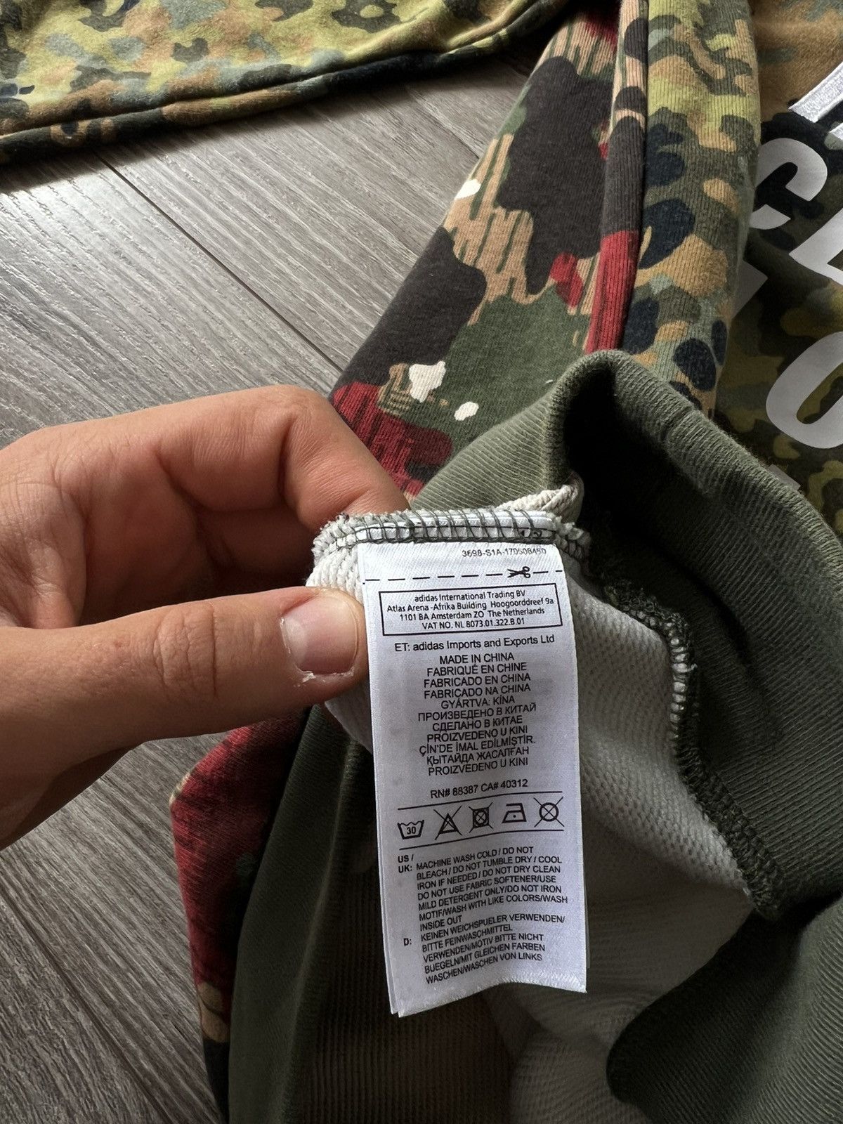 Adidas × Designer × Pharrell ‼️Archival Adidas x Pharrell Williams Hu Knit Camo Sweatshirt Size US M / EU 48-50 / 2 - 19 Thumbnail