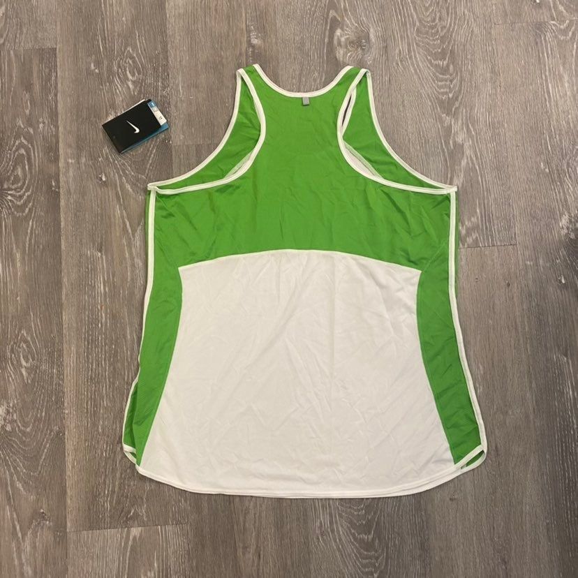 Nike Nike NWT White Green Tank Womens XL Bin N-31 Size XL / US 12-14 / IT 48-50 - 4 Thumbnail