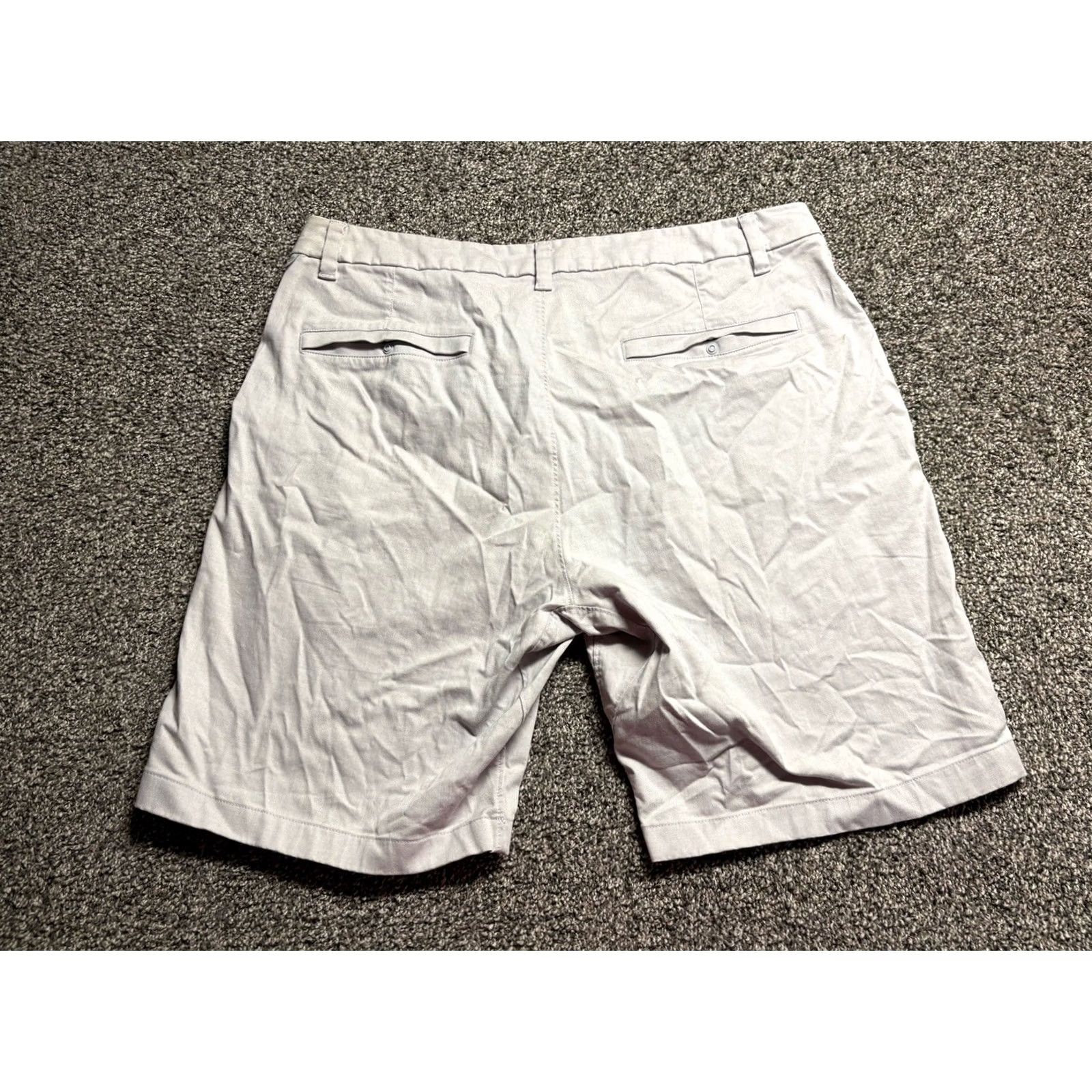 Lululemon Lululemon Commission Shorts Mens 36 Gray Chino Stretch Casual LM7AUES Size US 36 / EU 52 - 2 Thumbnail