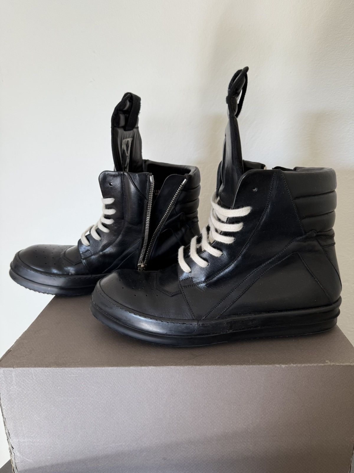 Rick Owens Clothing & Sneakers for Men | Grailed