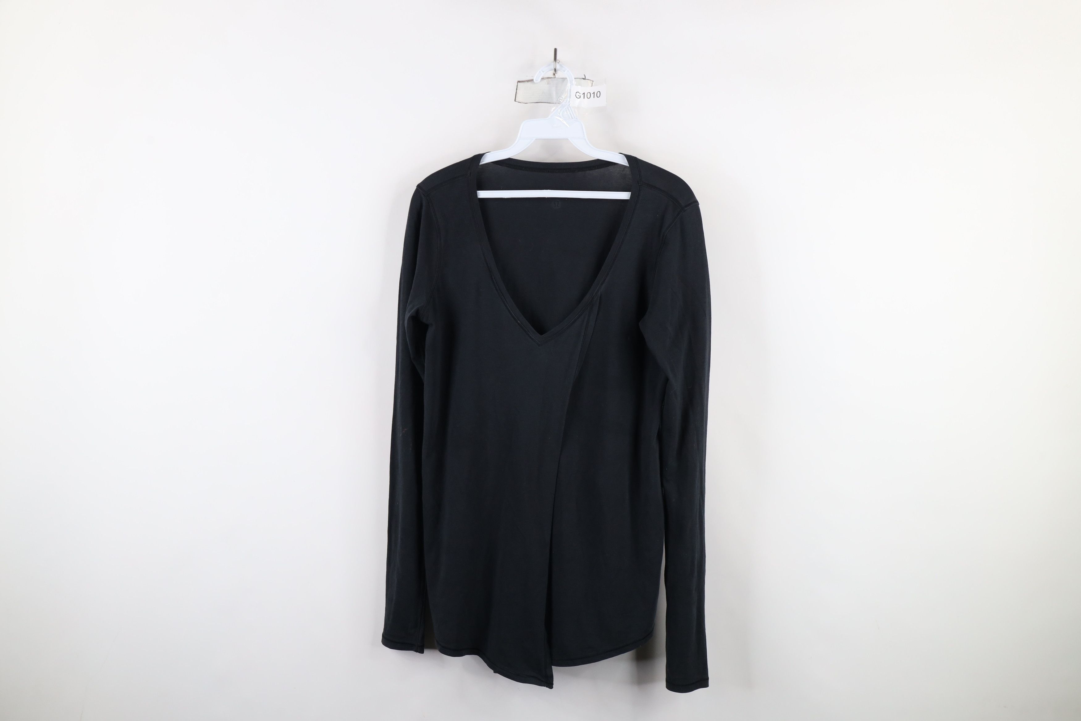 Lululemon × Vintage Lululemon Open Front Wrap Long Sleeve T-Shirt Black Size M / US 6-8 / IT 42-44 - 1 Thumbnail