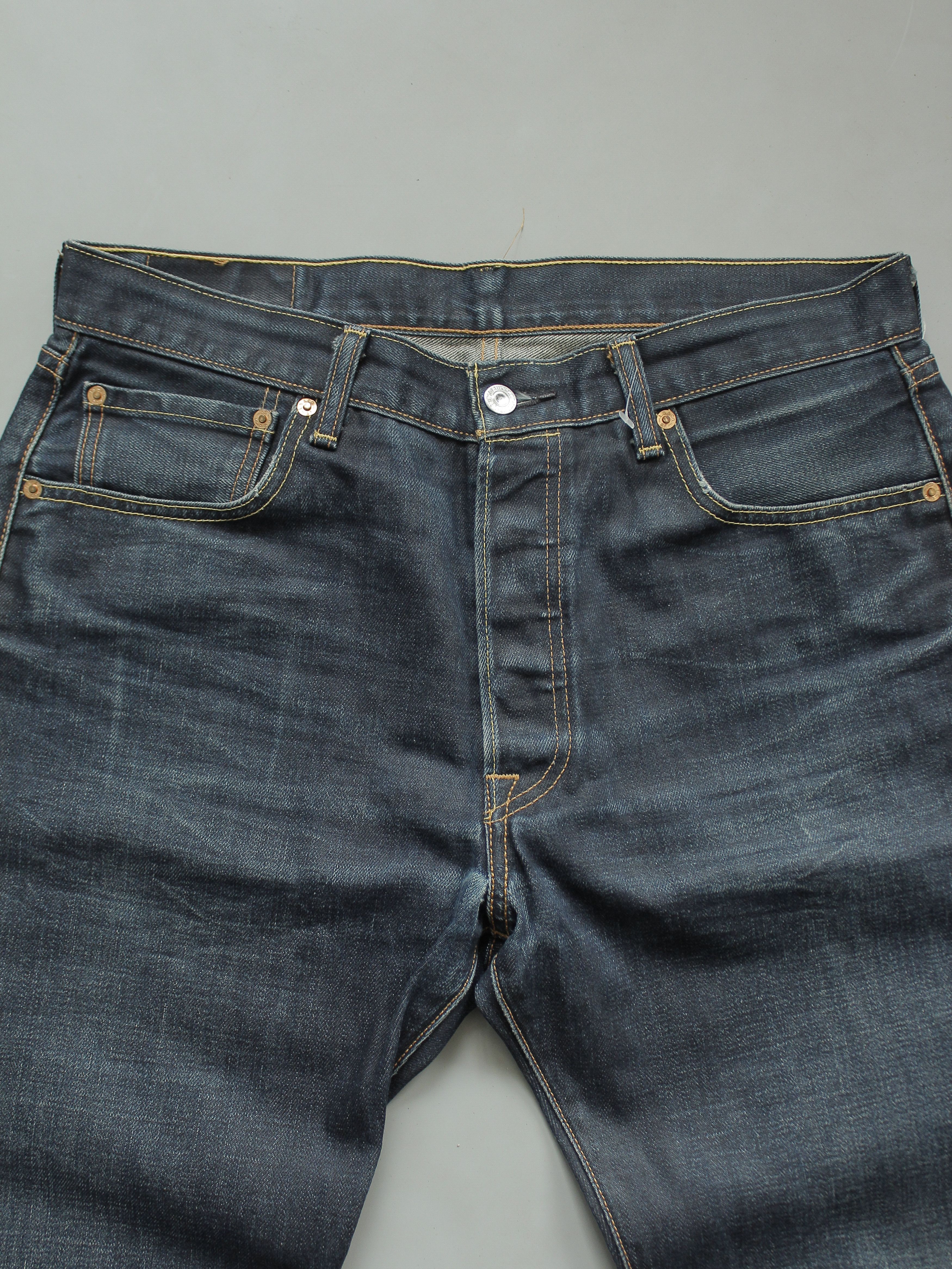Levi's Levis 501 denim jeans mens 34 / 30 Levi's straight fit Size US 34 / EU 50 - 6 Thumbnail