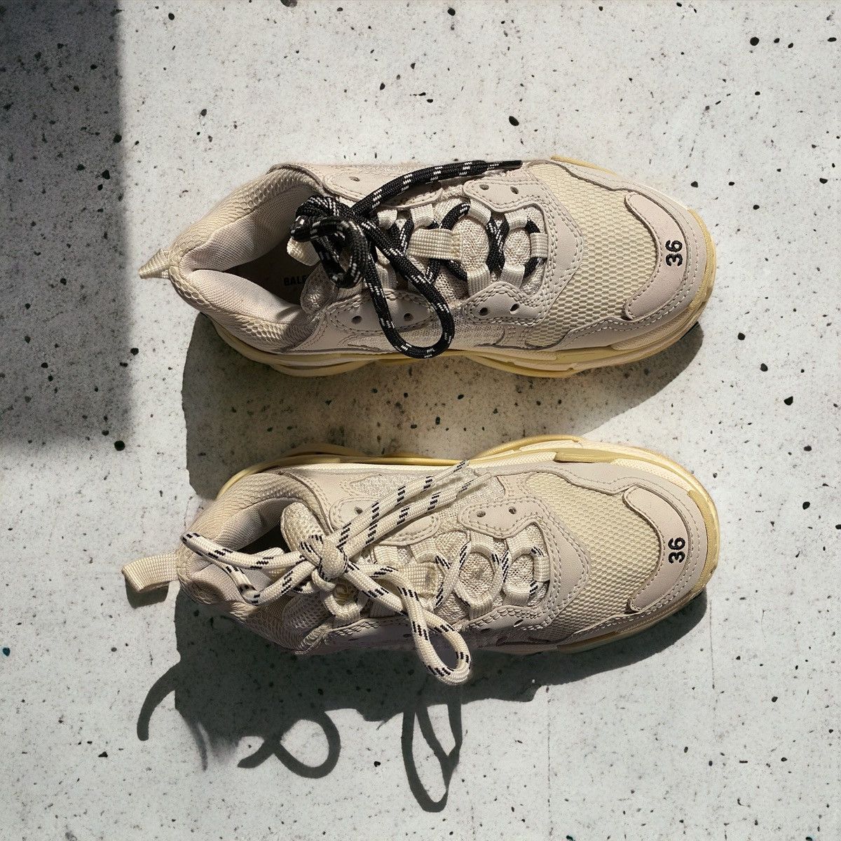 Balenciaga White Balenciaga triple S baskets Size US 5 / IT 35 - 4 Thumbnail