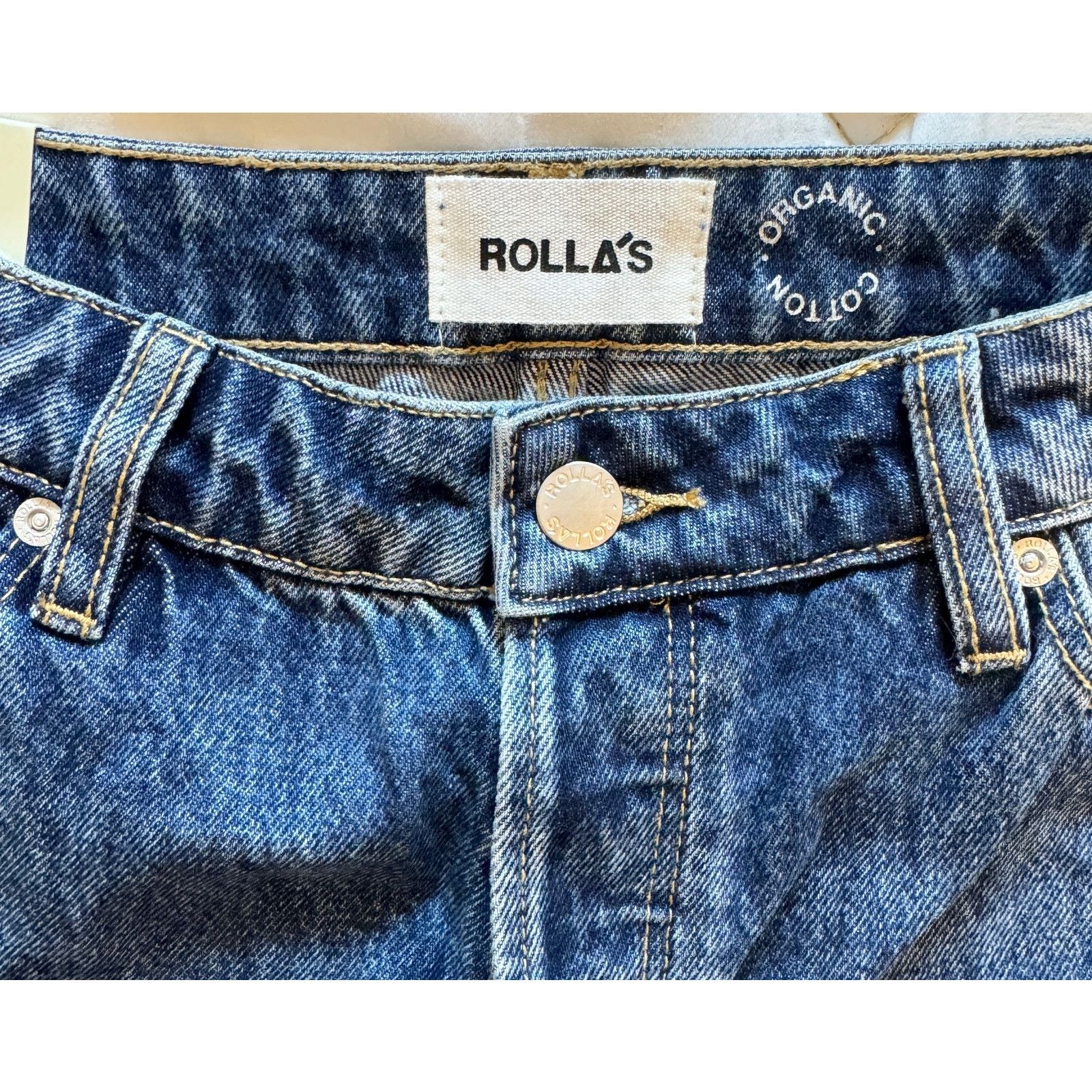 Rolla's NWT Rolla's High Rise Classic Straight Distressed Jeans Size 25" / US 0 / IT 36 - 4 Thumbnail