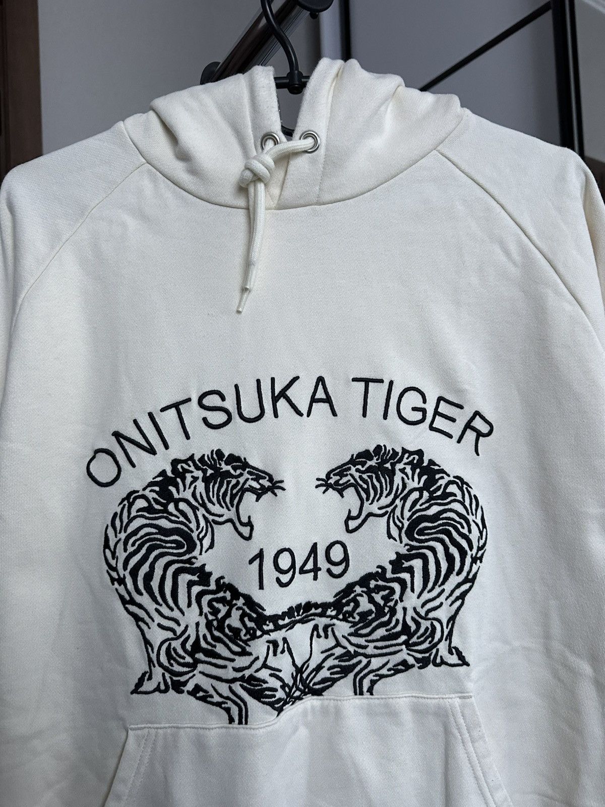 Onitsuka Tiger Onitsuka Tiger Hoodie Pullover Size US L / EU 52-54 / 3 - 6 Thumbnail