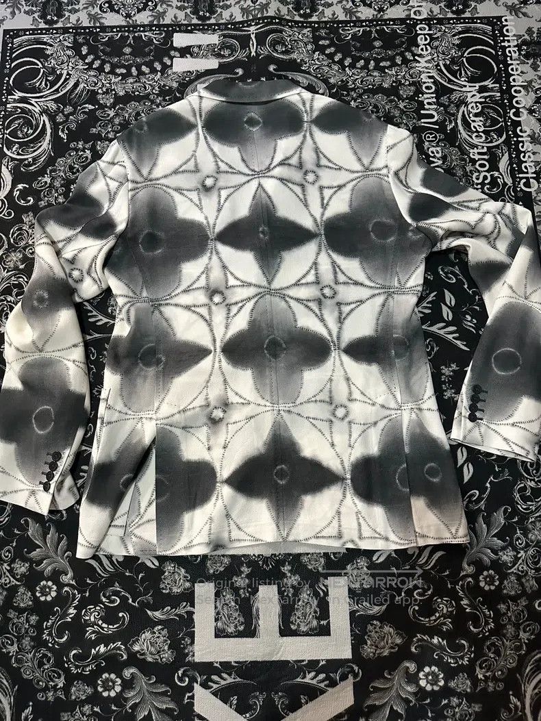 Louis Vuitton Louis Vuitton Black and white ink flower full print blazer Size 52R - 2 Thumbnail