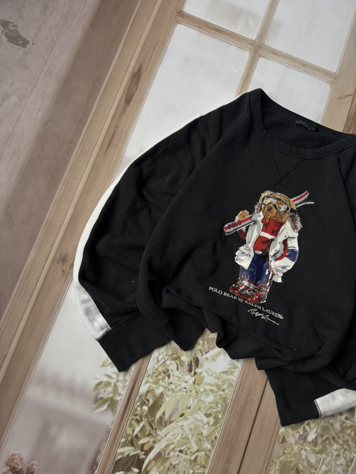 Polo Ralph Lauren RARE Polo Ralph Lauren Ski Bear Crewneck Black Vintage Style Size US M / EU 48-50 / 2 - 3 Thumbnail