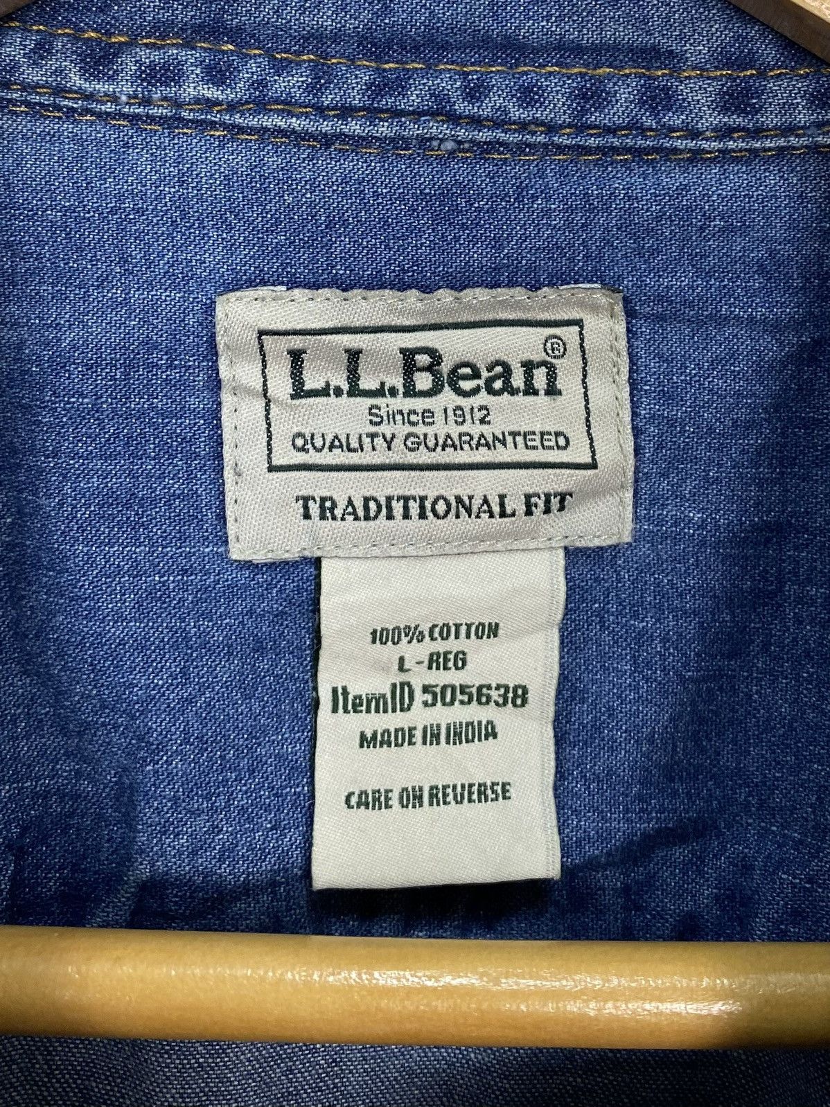 L.L. Bean Vintage L.L. Bean Button Up Denim Shirt Long Sleeve Pockets Size US L / EU 52-54 / 3 - 5 Thumbnail