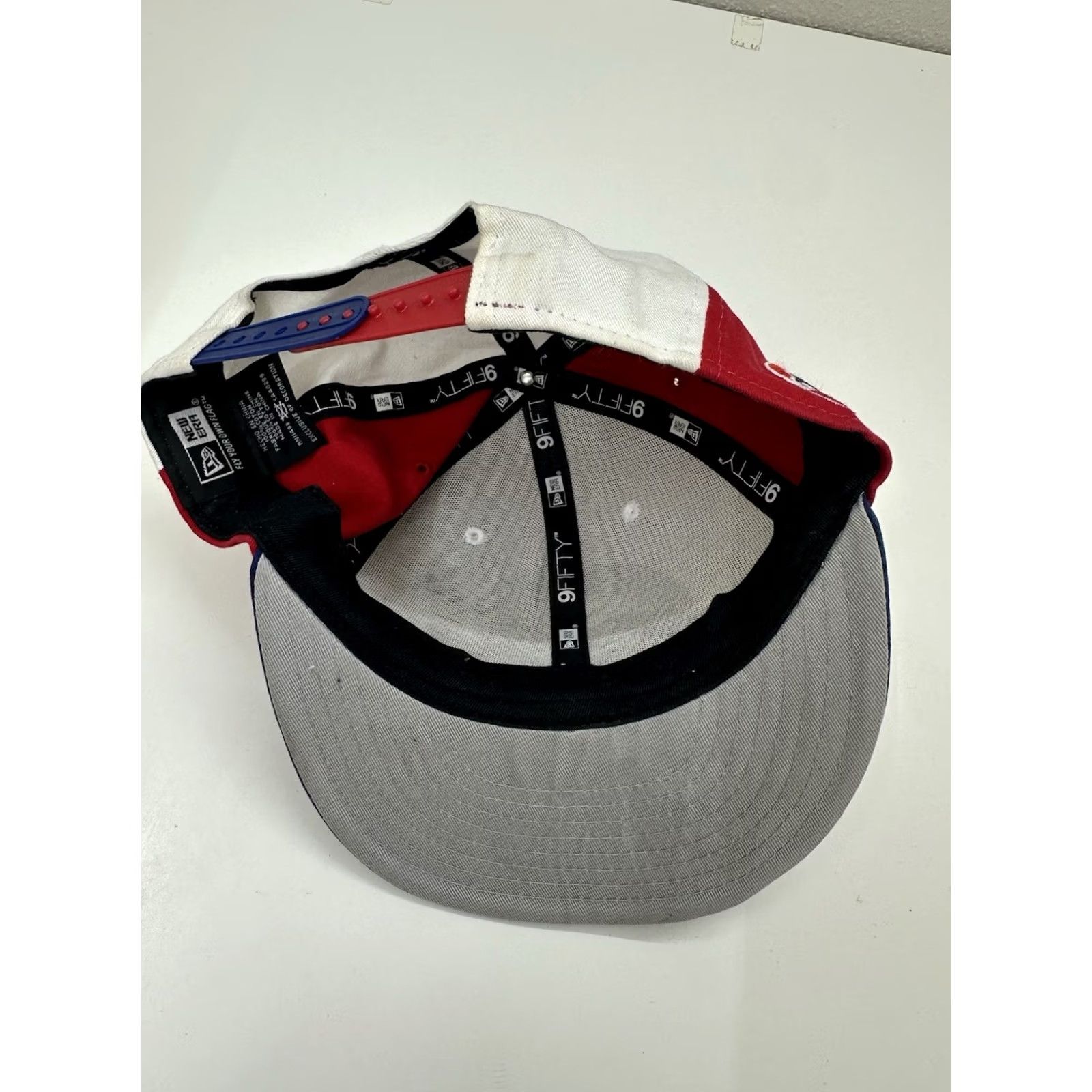 New Era New Era MLB Genuine Merchandise Snapback Hat Chicago Cubs Adjustable Medium/Large Red Men Baseball Cap Size ONE SIZE - 4 Thumbnail