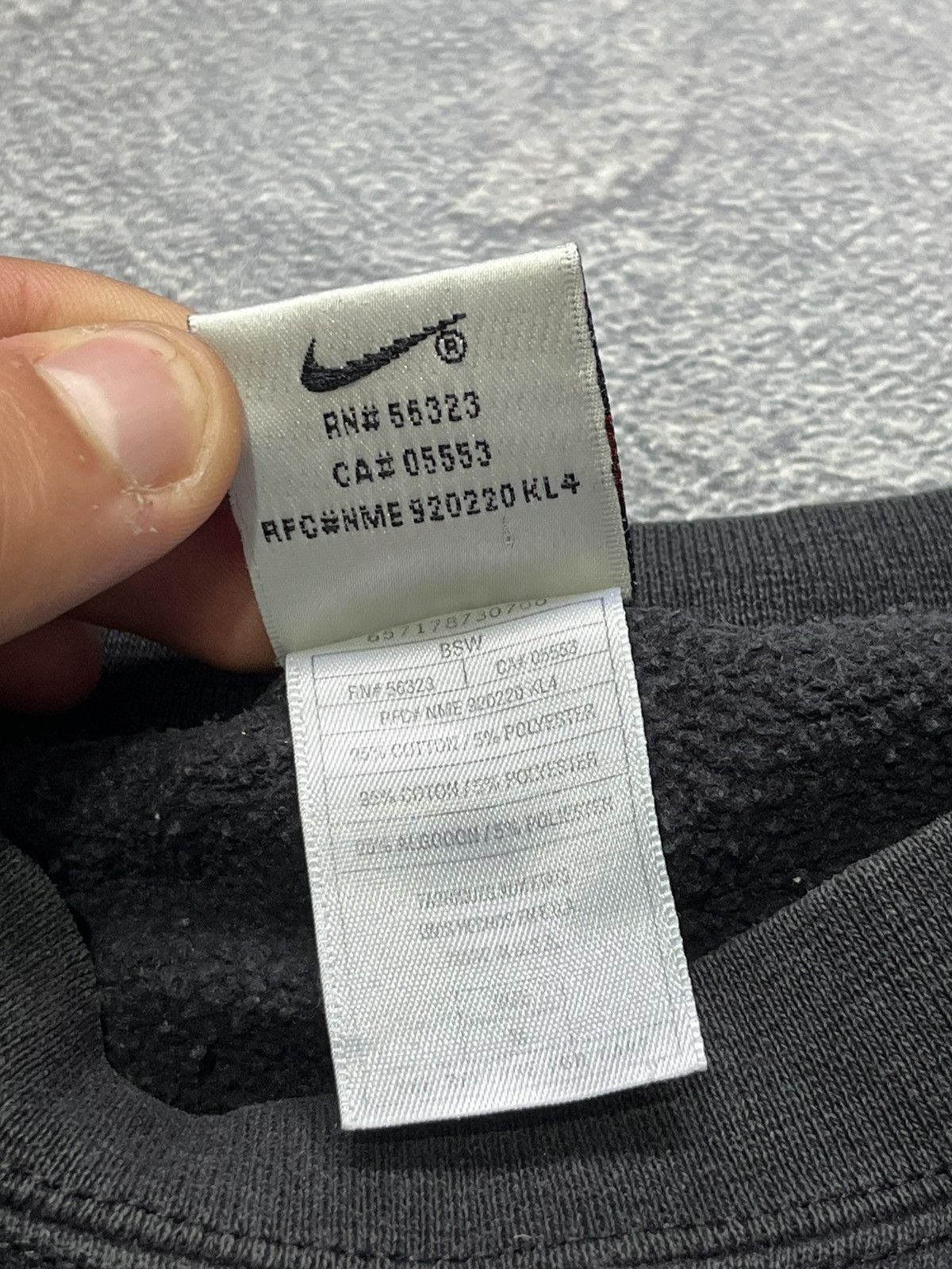 Nike Vintage Nike Sweatshirt 90s Big Central Logo Size US M / EU 48-50 / 2 - 8 Thumbnail