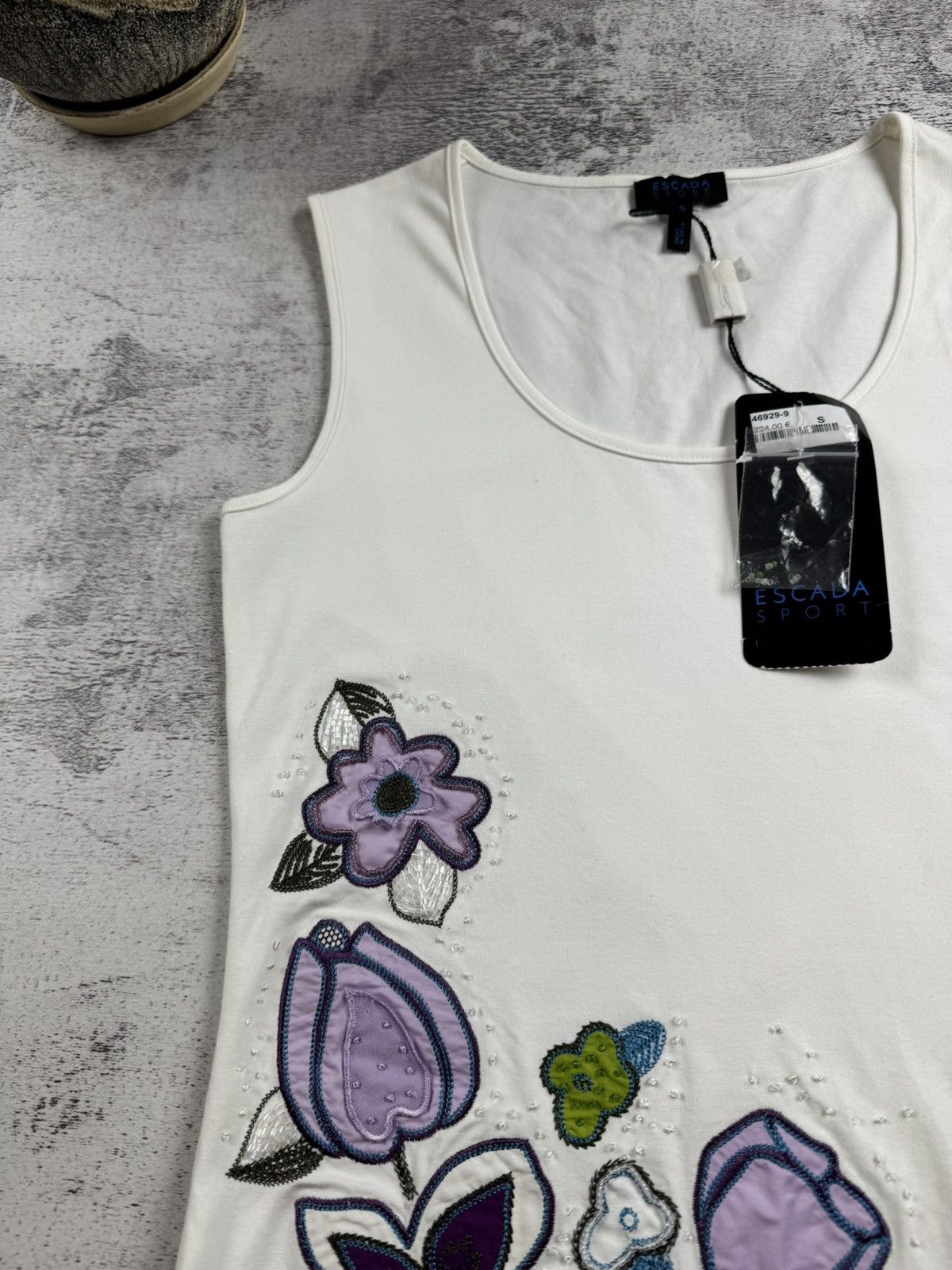 Escada Sport Escada Sport Embroidered Flowers Small Sleeveless White Luxury Tank Trotter Top Size S / US 4 / IT 40 - 8 Thumbnail
