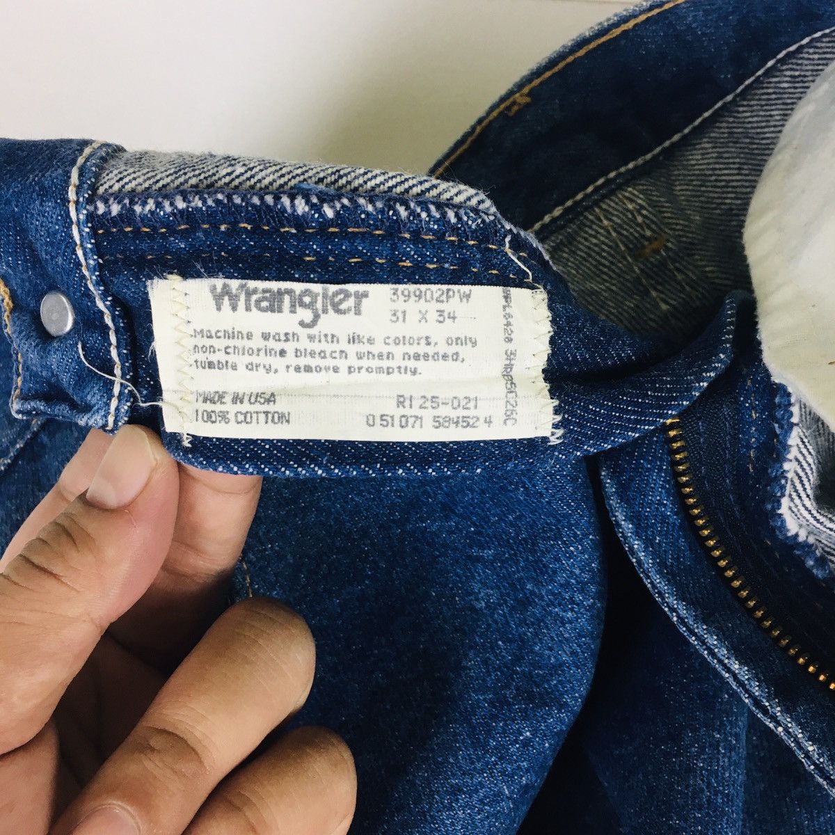 Vintage Vintage Wrangler Rugged Wear Made in USA Size US 31 - 10 Thumbnail