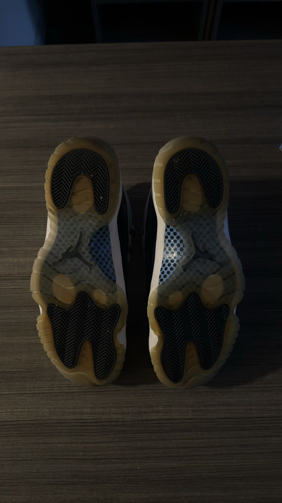 Jordan Brand Jordan 11 “Win Like 82’” Size US 11.5 / EU 44-45 - 4 Thumbnail