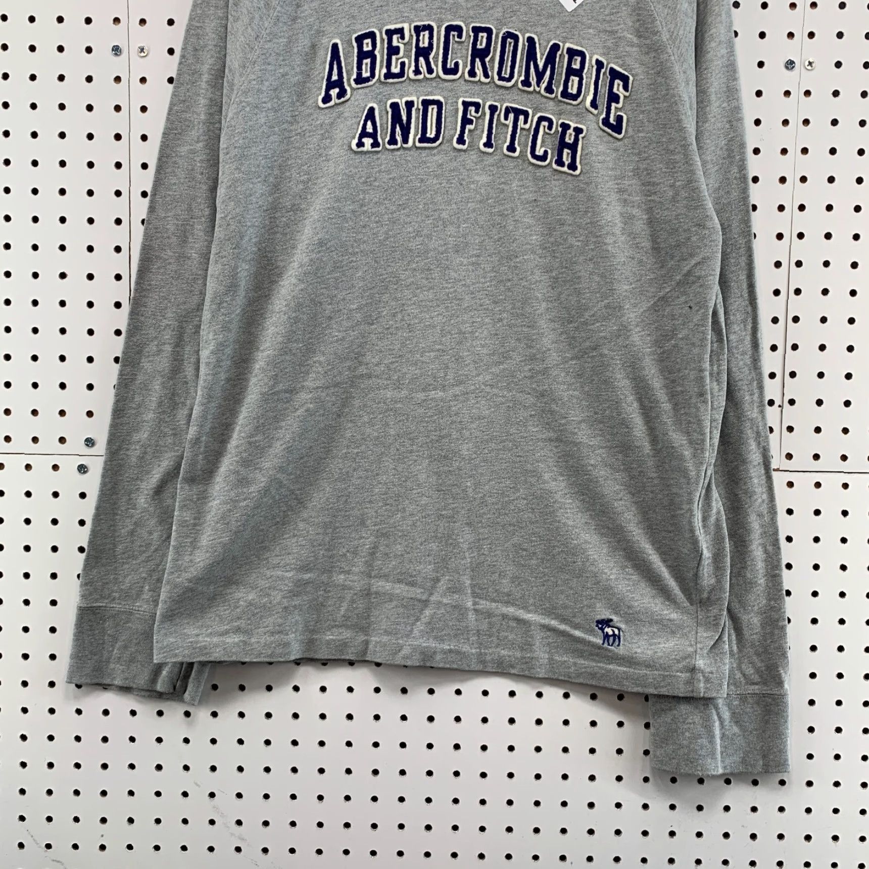 Abercrombie & Fitch VTG Abercrombie & Fitch Shirt Men Long Sleeve L Gray Embroidered Muscle 22.5x29.5 Mens Size US L / EU 52-54 / 3 - 7 Thumbnail