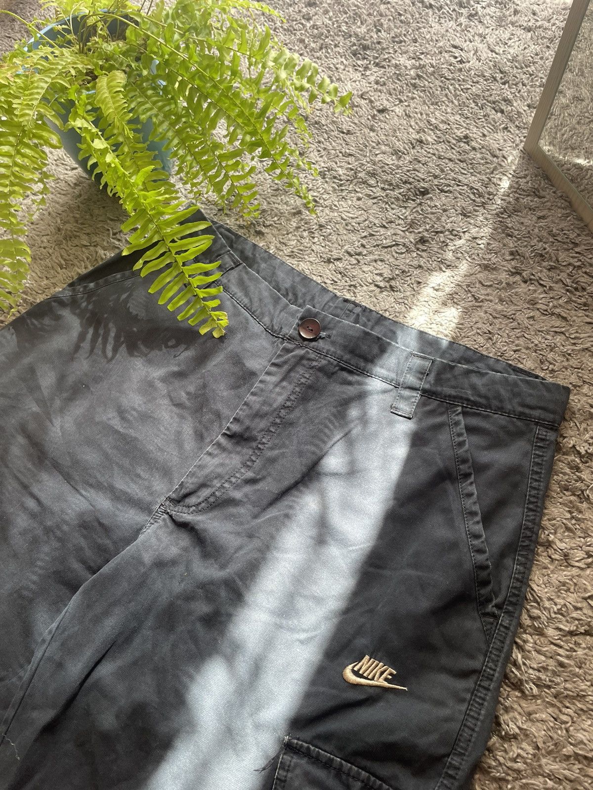 Nike × Vintage 00s Shorts Nike Vintage Streetwear Rare Logo Size US 32 / EU 48 - 5 Thumbnail
