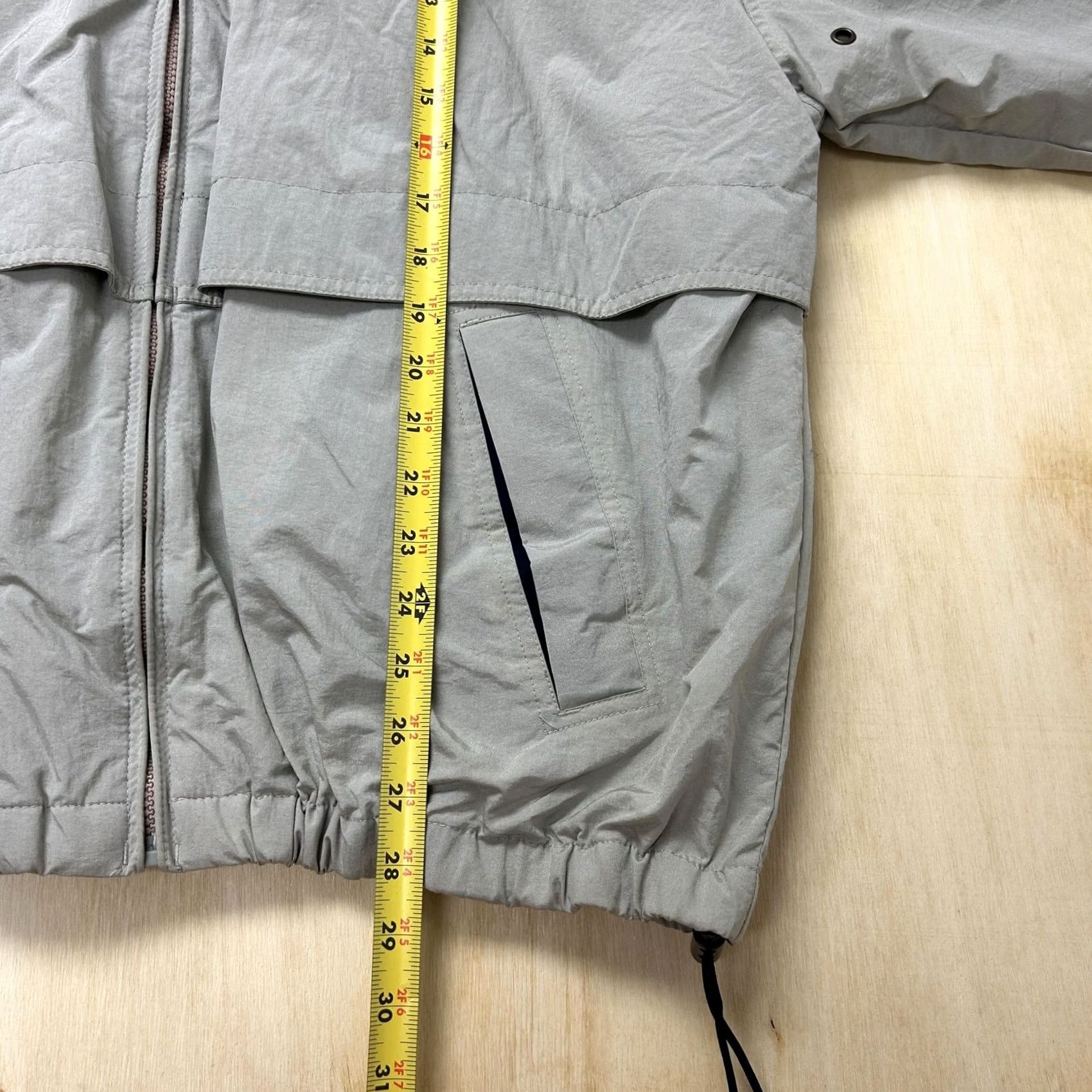 Dockers VINTAGE Dockers Golf Jacket Mens L Gray Nylon Windbreaker Full Zip Lined Size US L / EU 52-54 / 3 - 7 Thumbnail