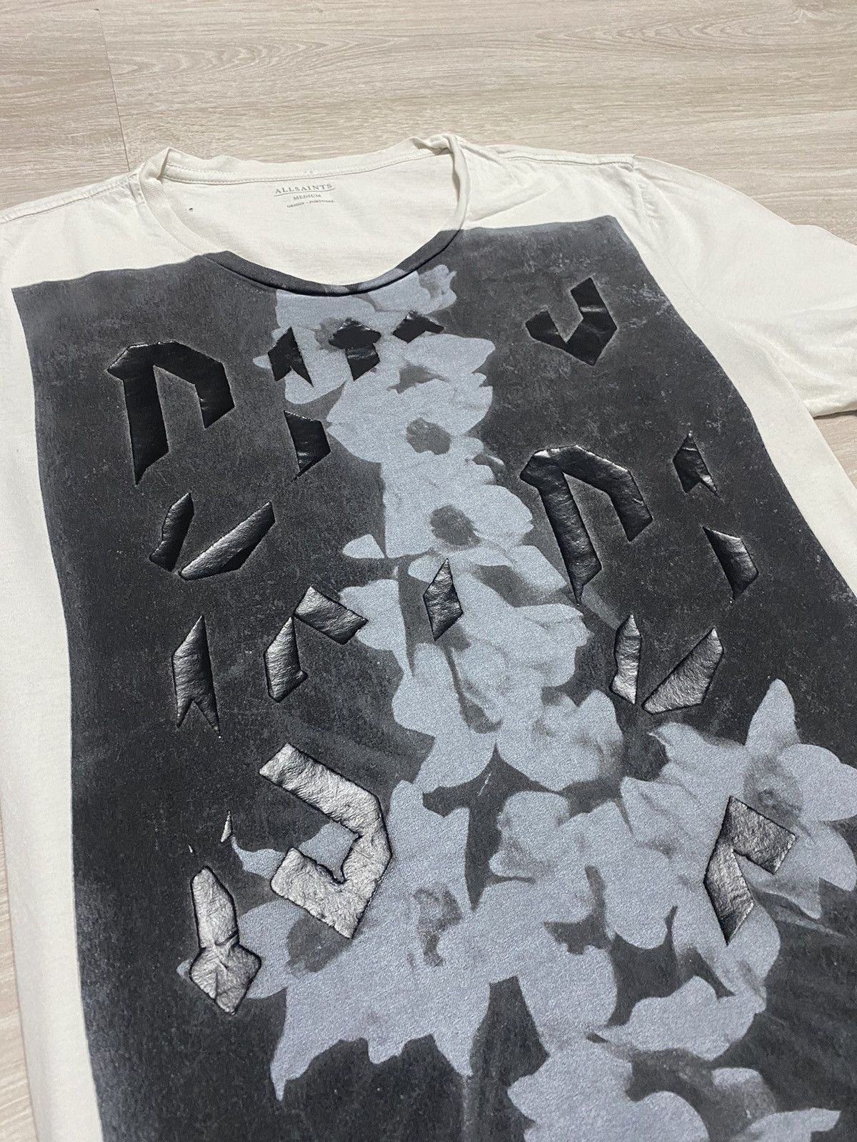 Allsaints Allsaints T-Shirt big logo leather logo made in Portugal Size US S / EU 44-46 / 1 - 5 Thumbnail